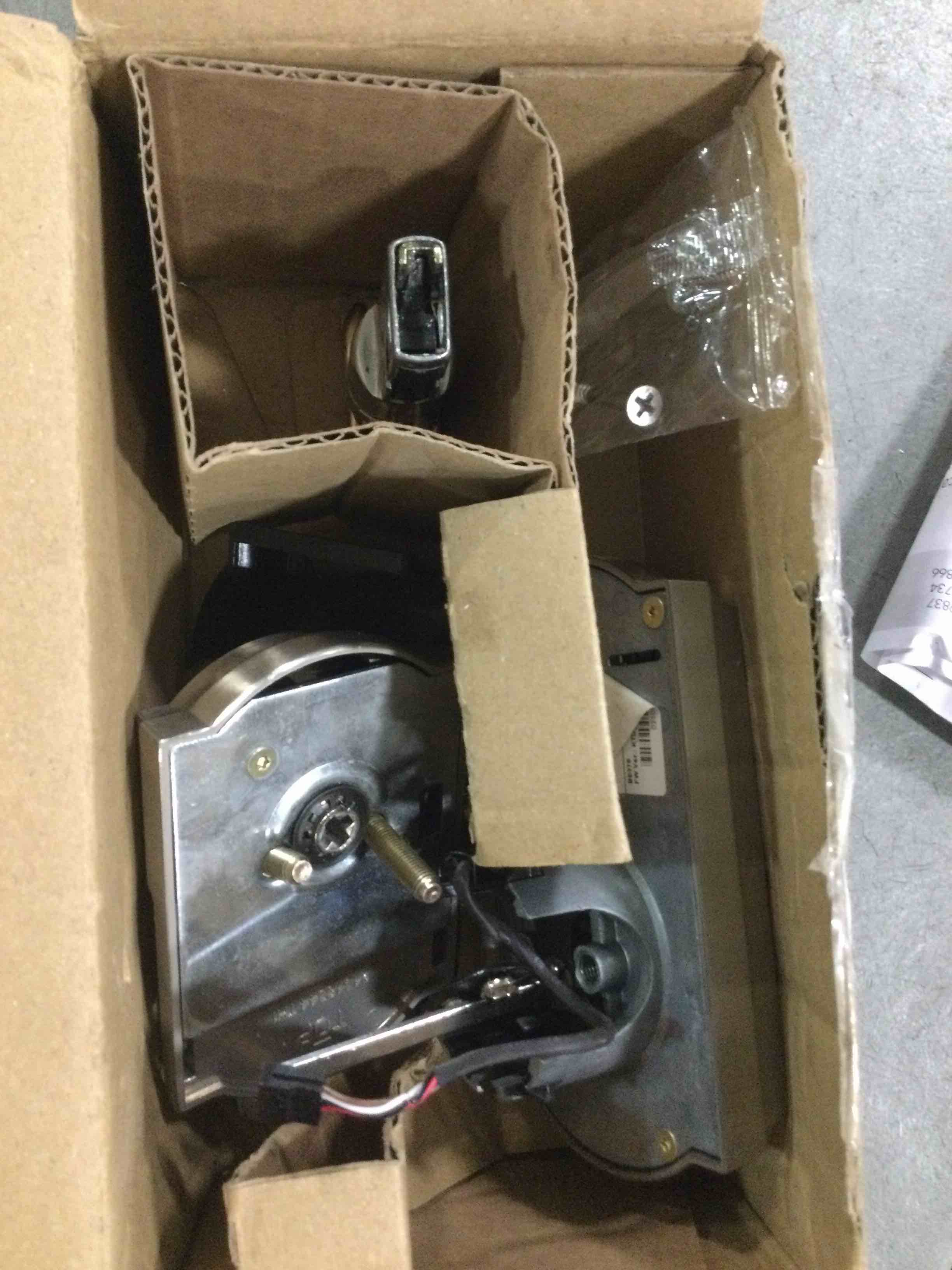 https://s3.amazonaws.com/lotting-images-prod/bidfta/PPE1852391_1736773789751.jpeg