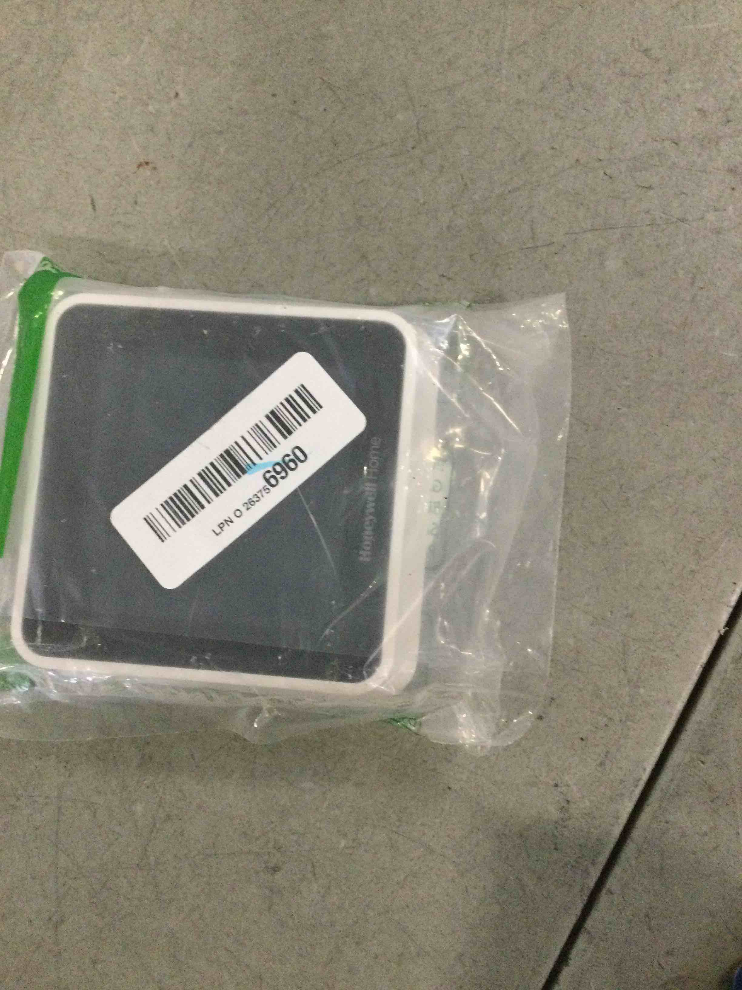 https://s3.amazonaws.com/lotting-images-prod/bidfta/PPE1852449_1736782198429.jpeg