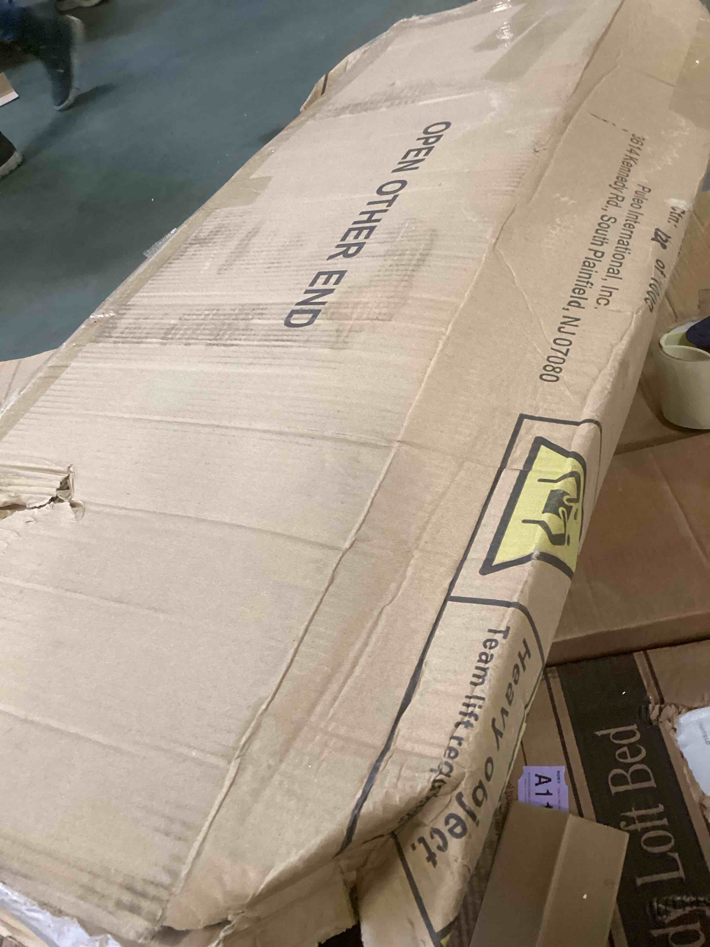 https://s3.amazonaws.com/lotting-images-prod/bidfta/PPE1852898_1738698760693.jpeg