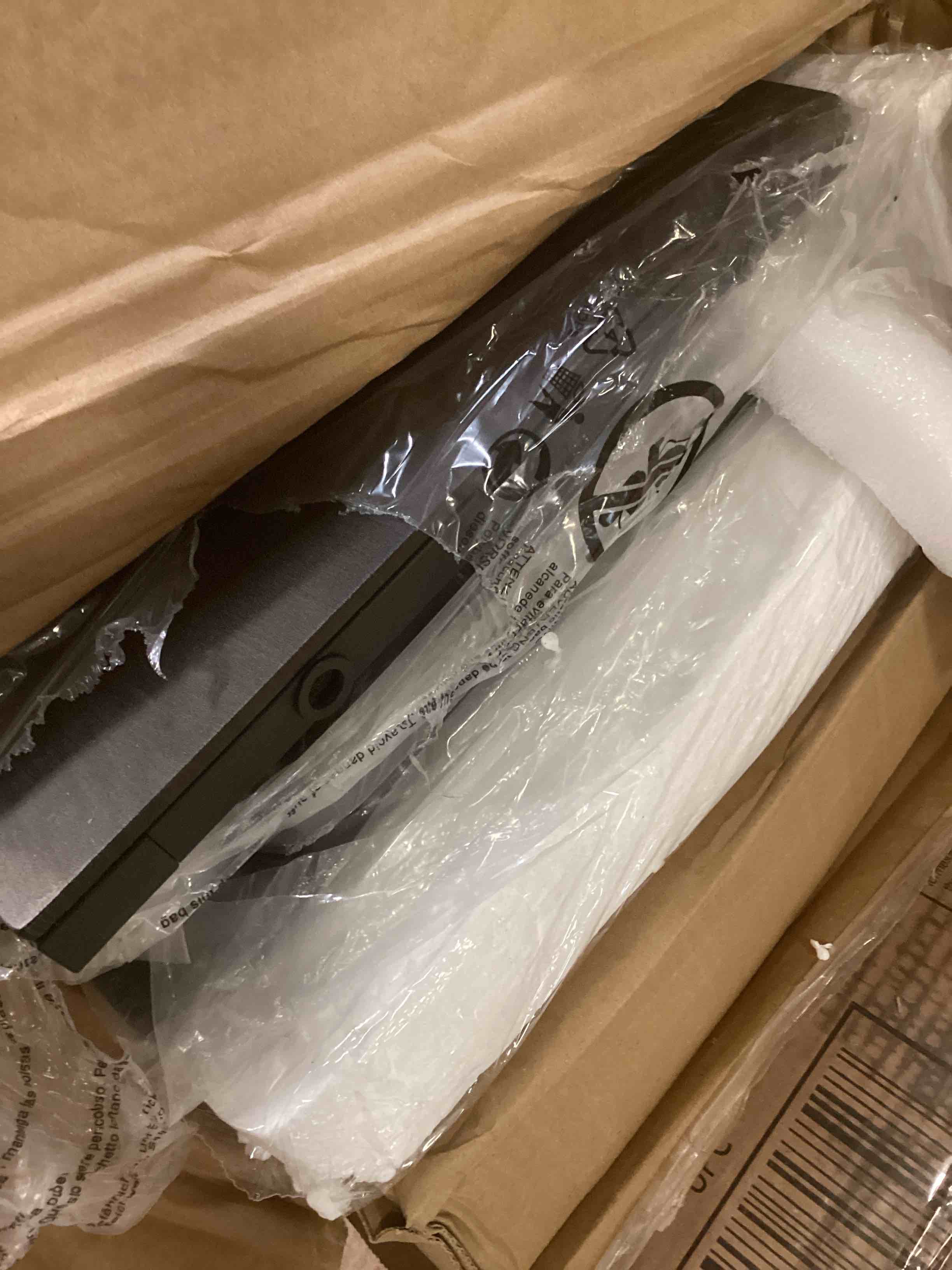 https://s3.amazonaws.com/lotting-images-prod/bidfta/PPE1852899_1738698538749.jpeg