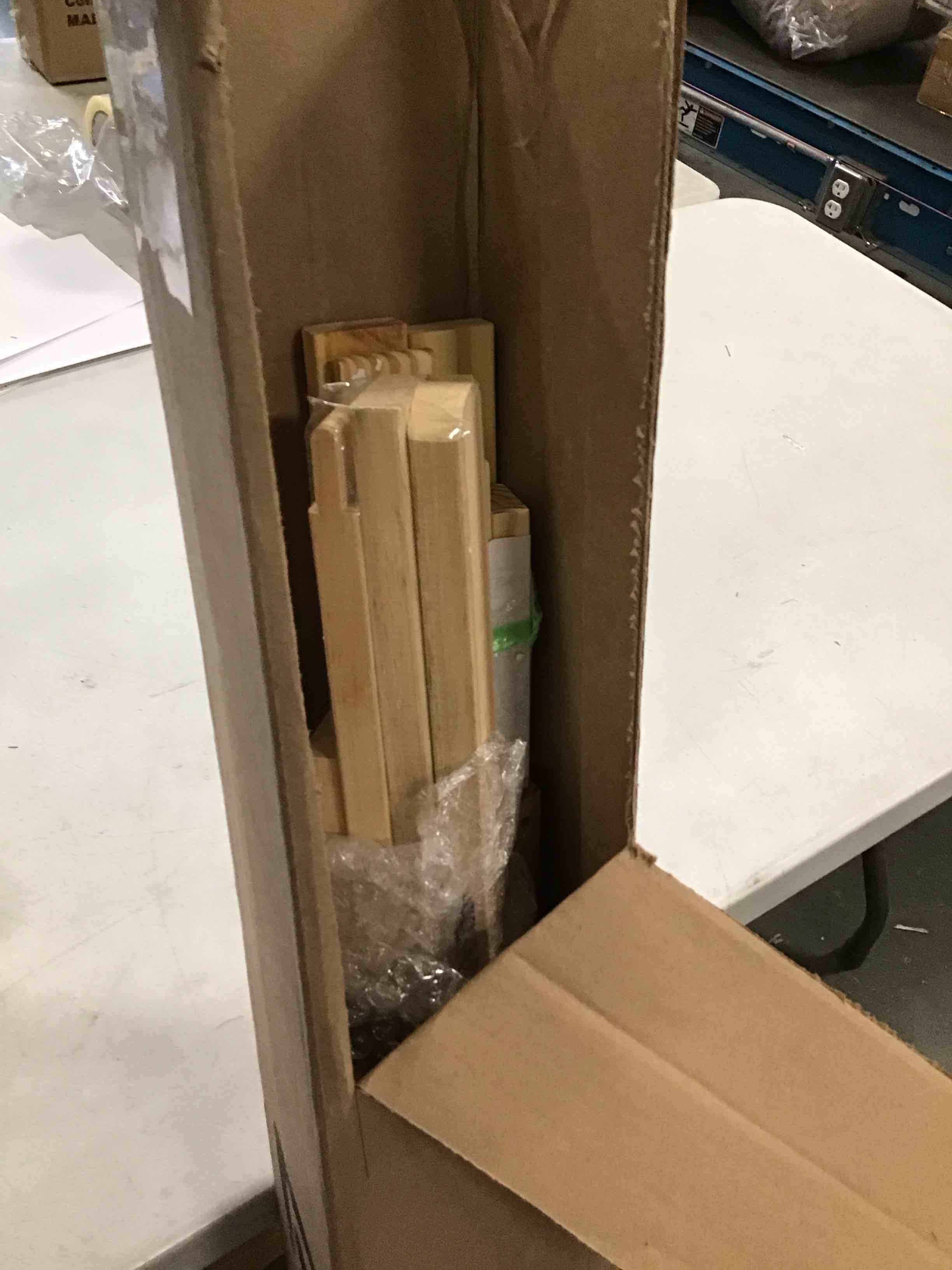 https://s3.amazonaws.com/lotting-images-prod/bidfta/PPE1853026_1738858651263.jpeg