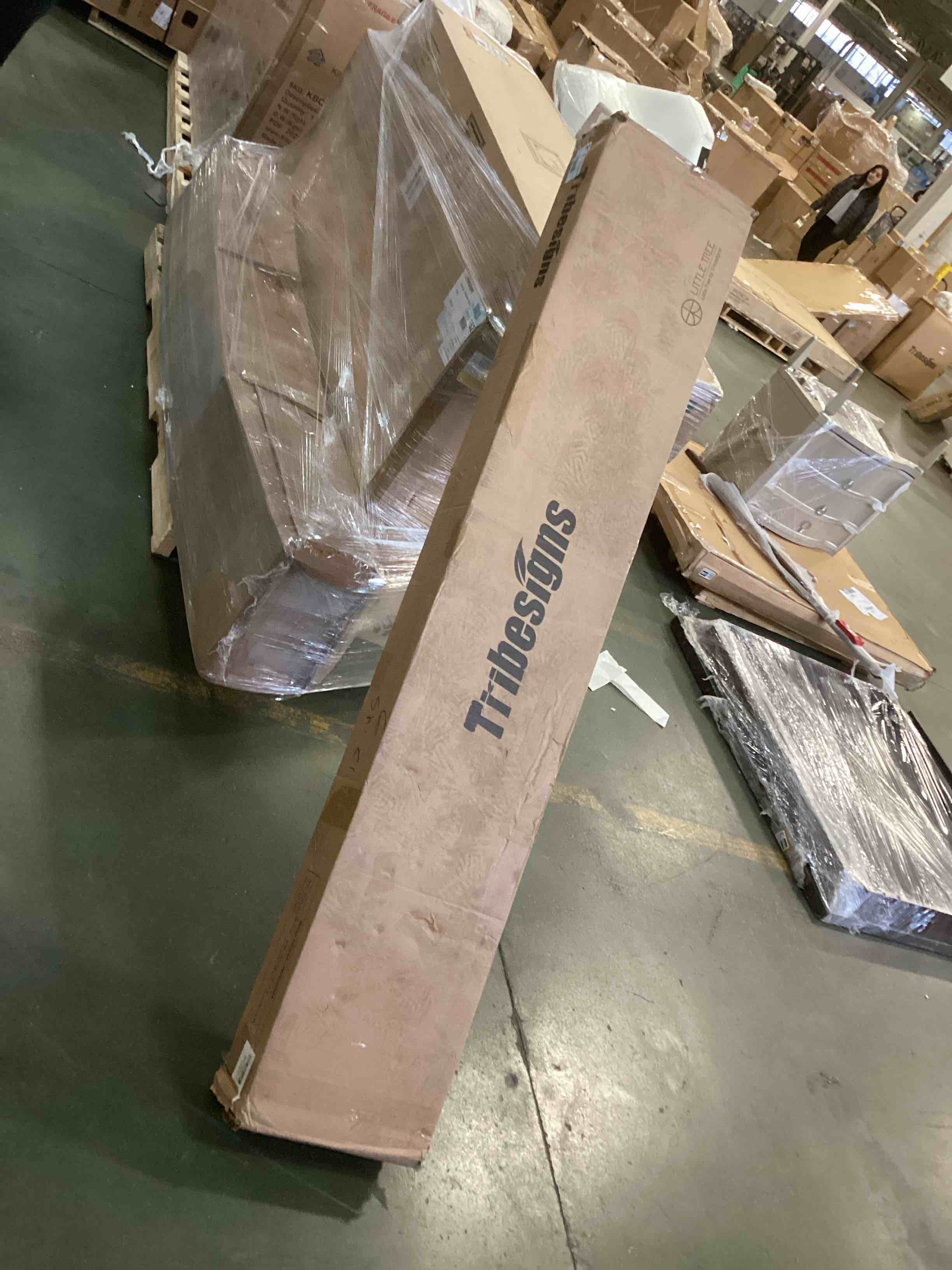 https://s3.amazonaws.com/lotting-images-prod/bidfta/PPE1853277_1739192027947.jpeg