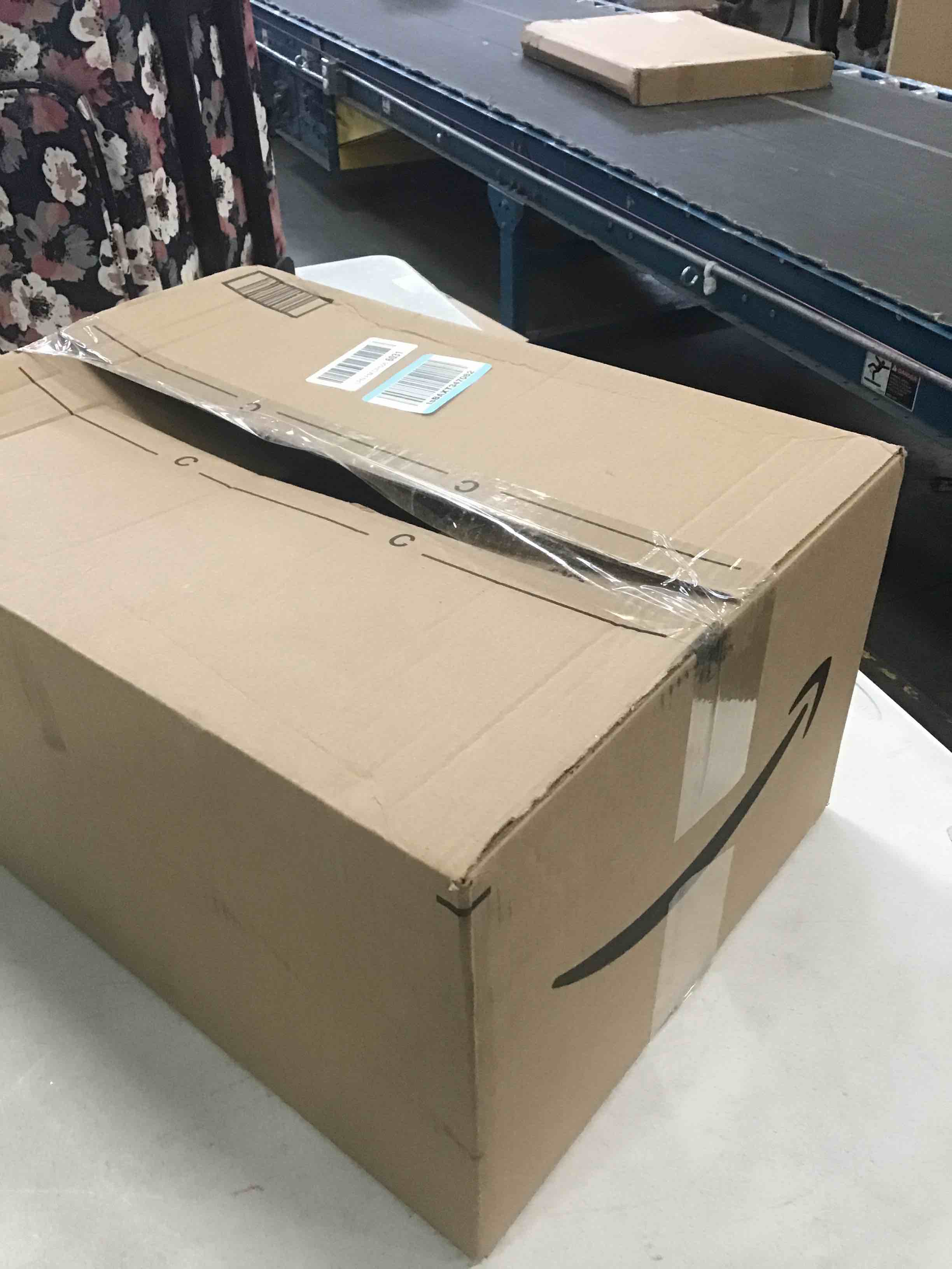 https://s3.amazonaws.com/lotting-images-prod/bidfta/PPE1853502_1739288733447.jpeg