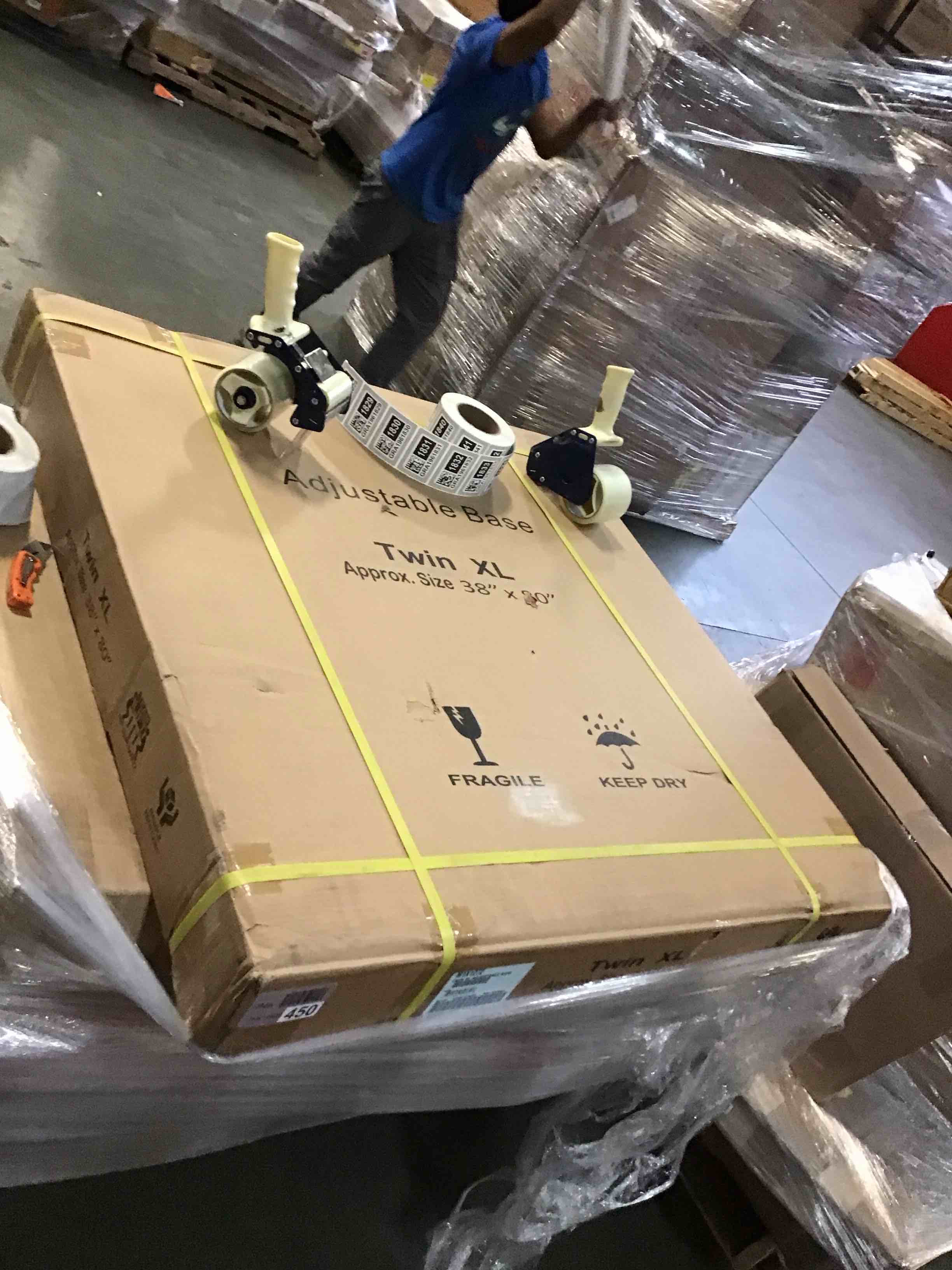 https://s3.amazonaws.com/lotting-images-prod/bidfta/PPE1853773_1739481303891.jpeg