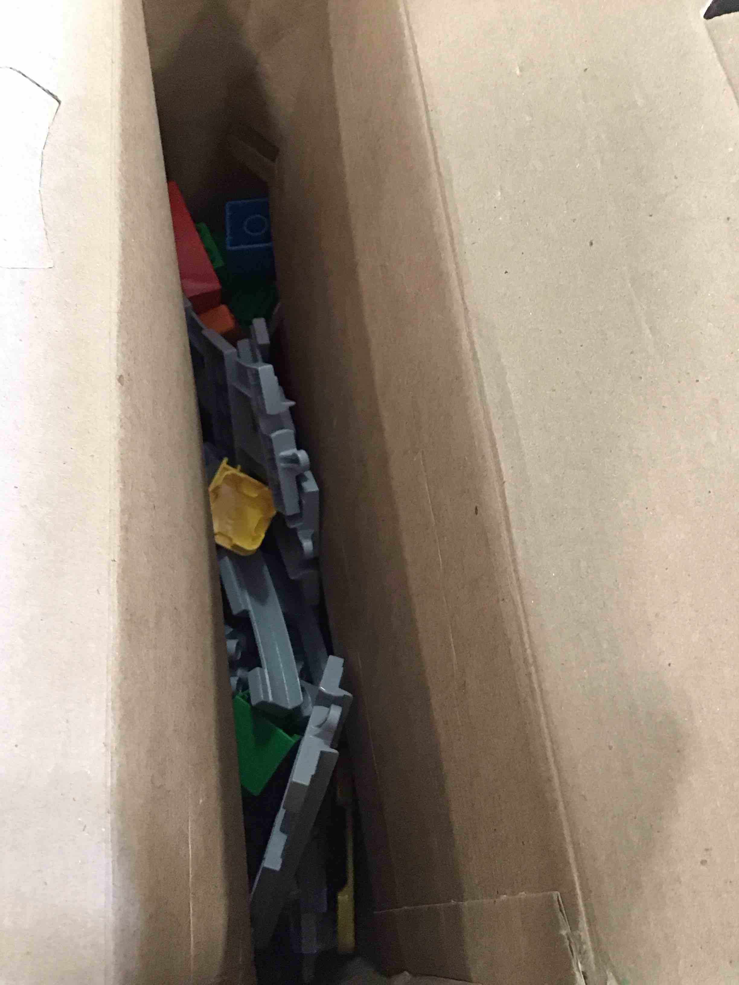 https://s3.amazonaws.com/lotting-images-prod/bidfta/PPE1853889_1739553094346.jpeg