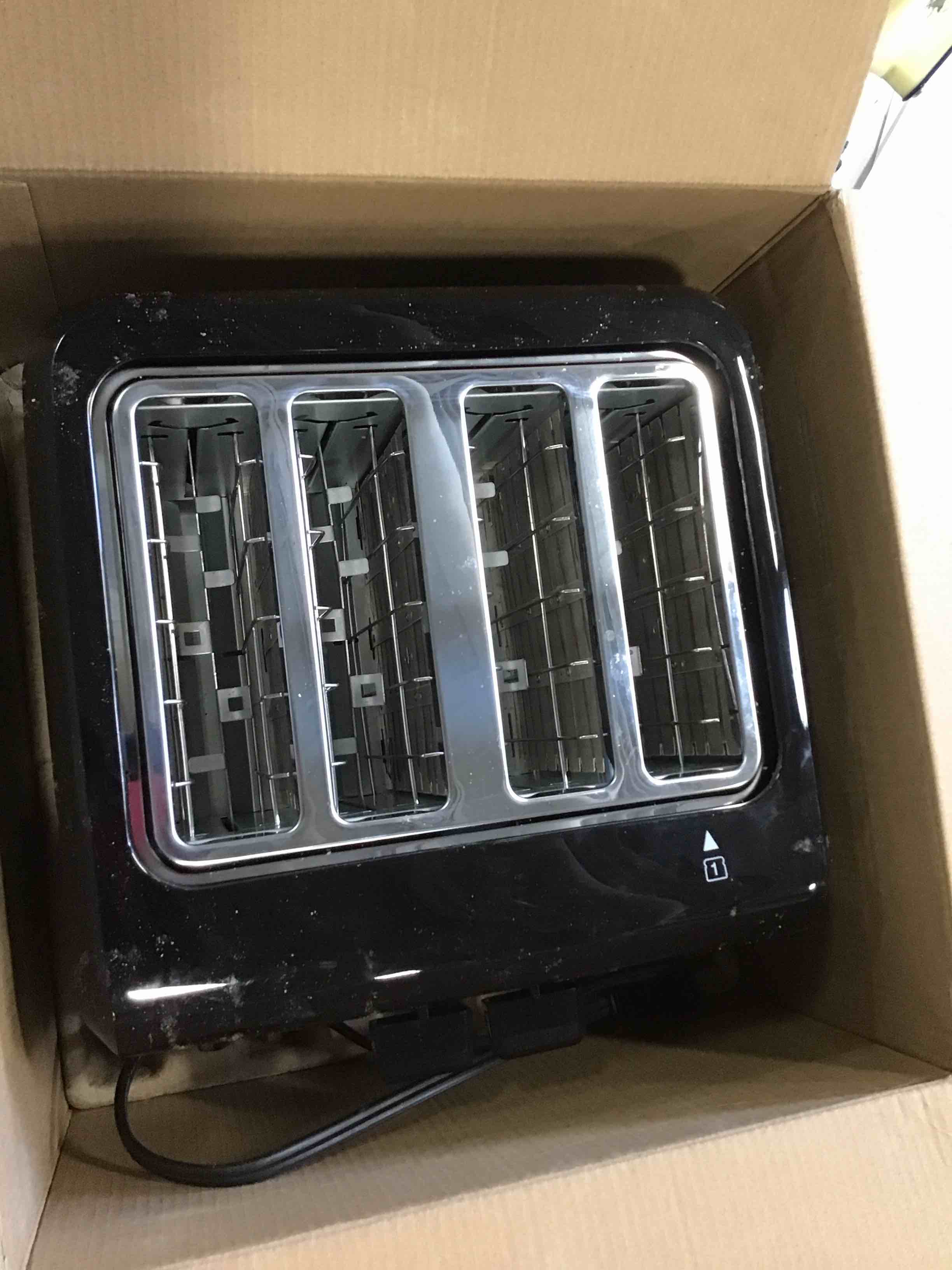 https://s3.amazonaws.com/lotting-images-prod/bidfta/PPE1853935_1739561473240.jpeg