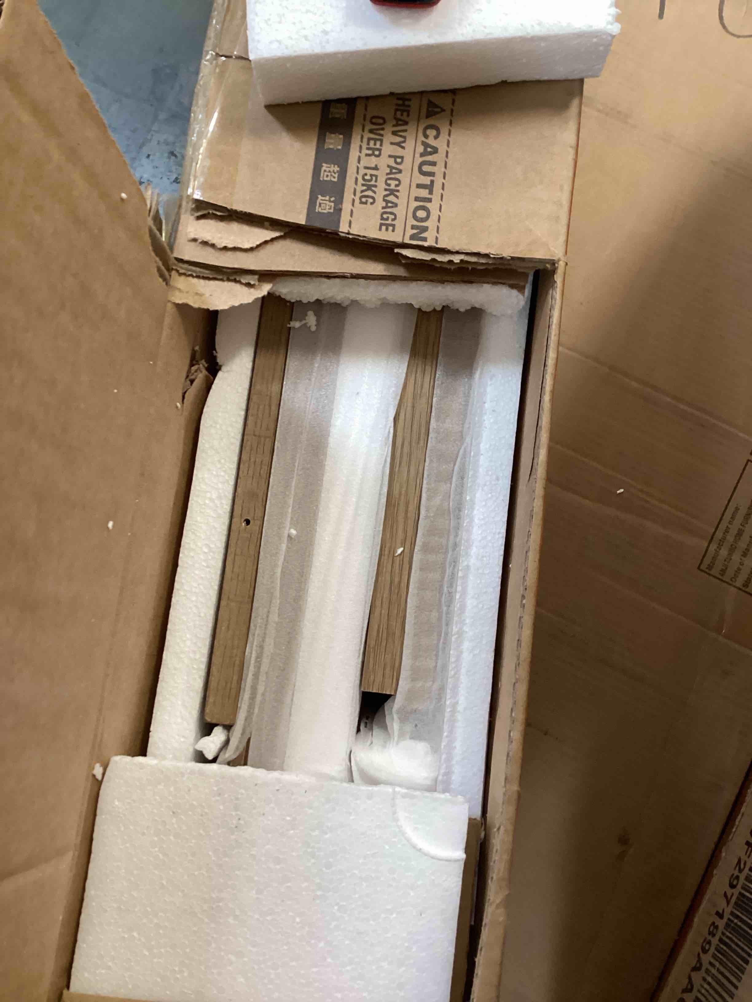 https://s3.amazonaws.com/lotting-images-prod/bidfta/PPE1854047_1739808372990.jpeg