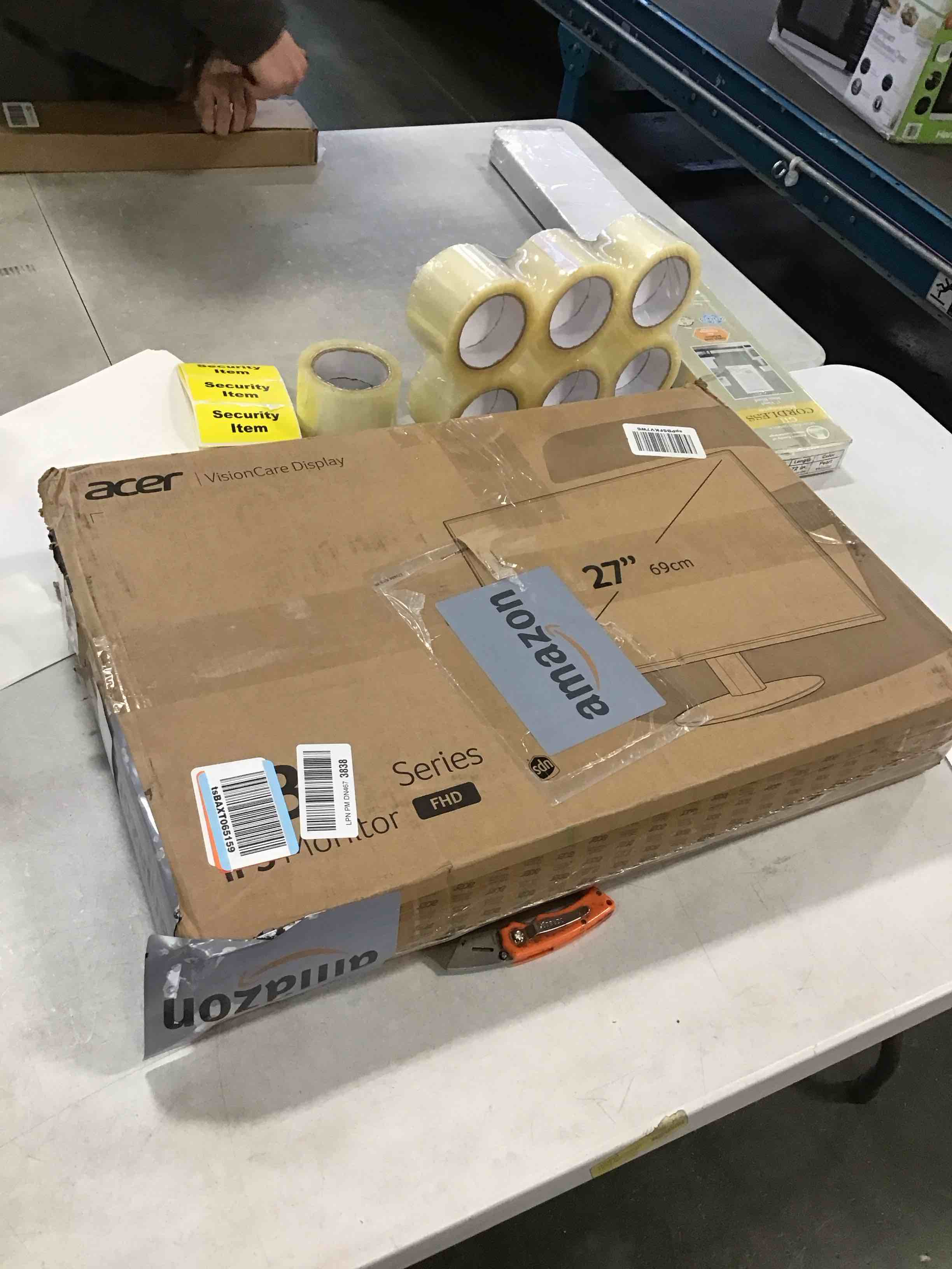 https://s3.amazonaws.com/lotting-images-prod/bidfta/PPE1854559_1740056437434.jpeg