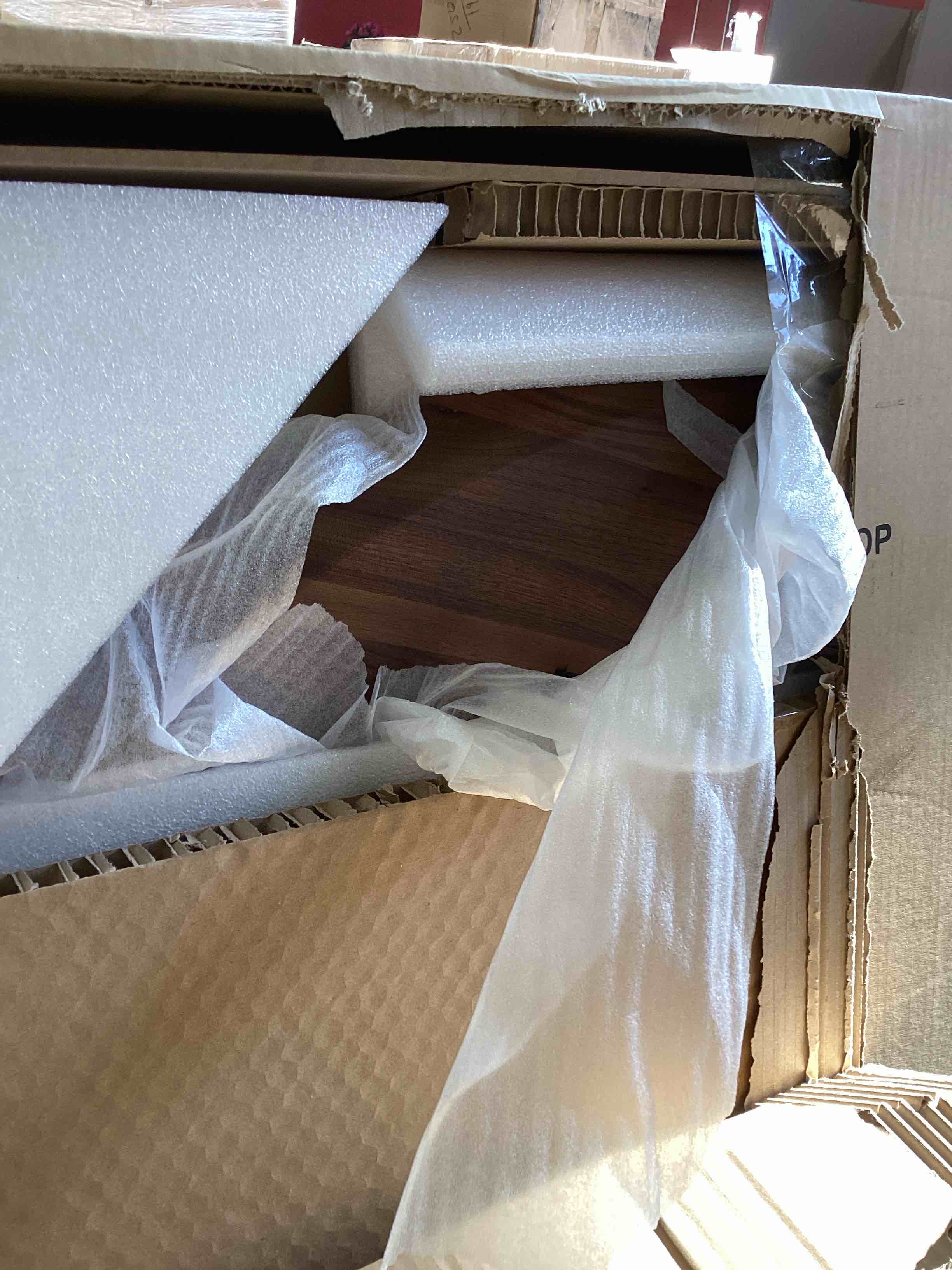 https://s3.amazonaws.com/lotting-images-prod/bidfta/PPE1854613_1740065998664.jpeg
