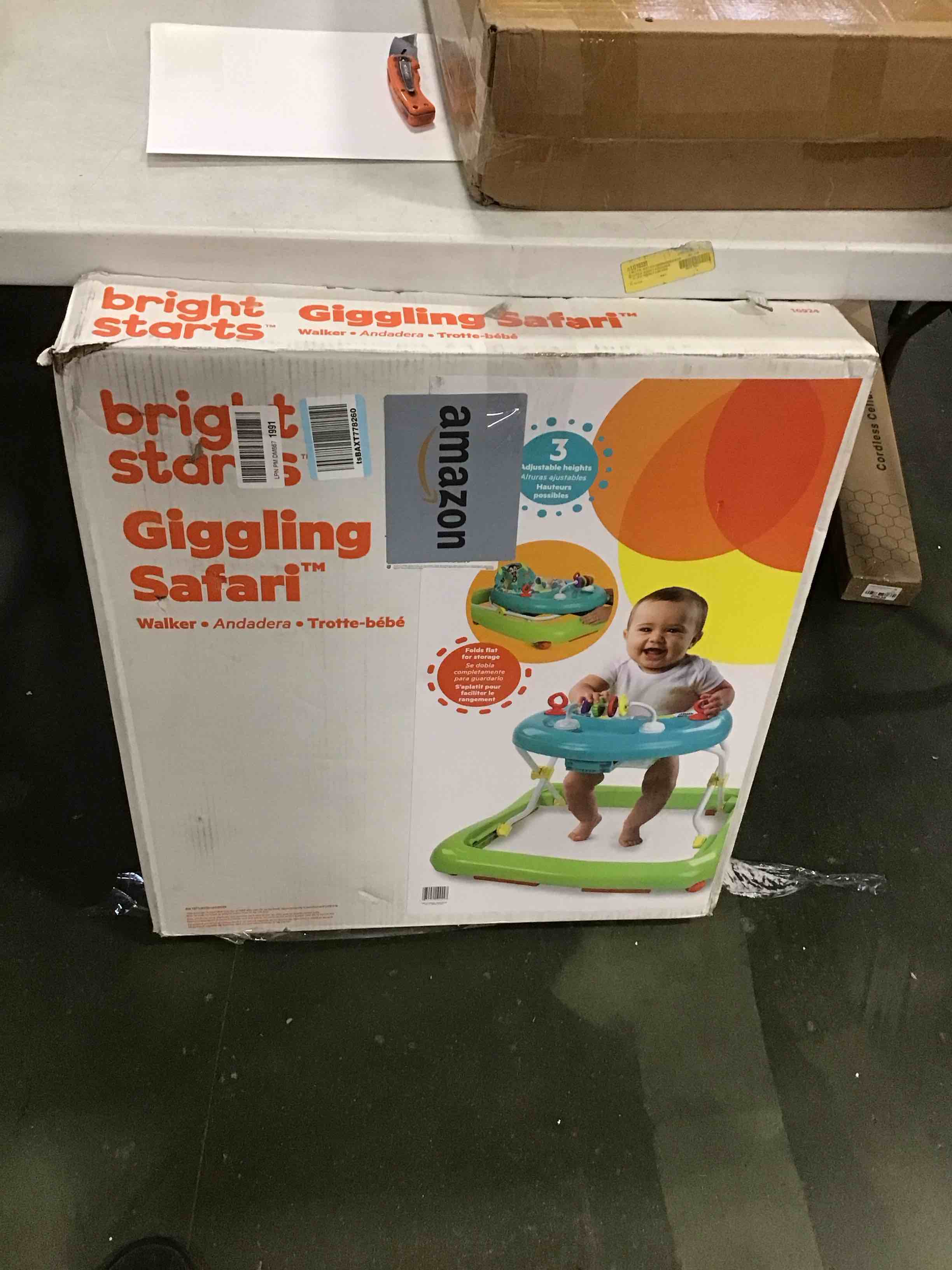 https://s3.amazonaws.com/lotting-images-prod/bidfta/PPE1854839_1740144976203.jpeg