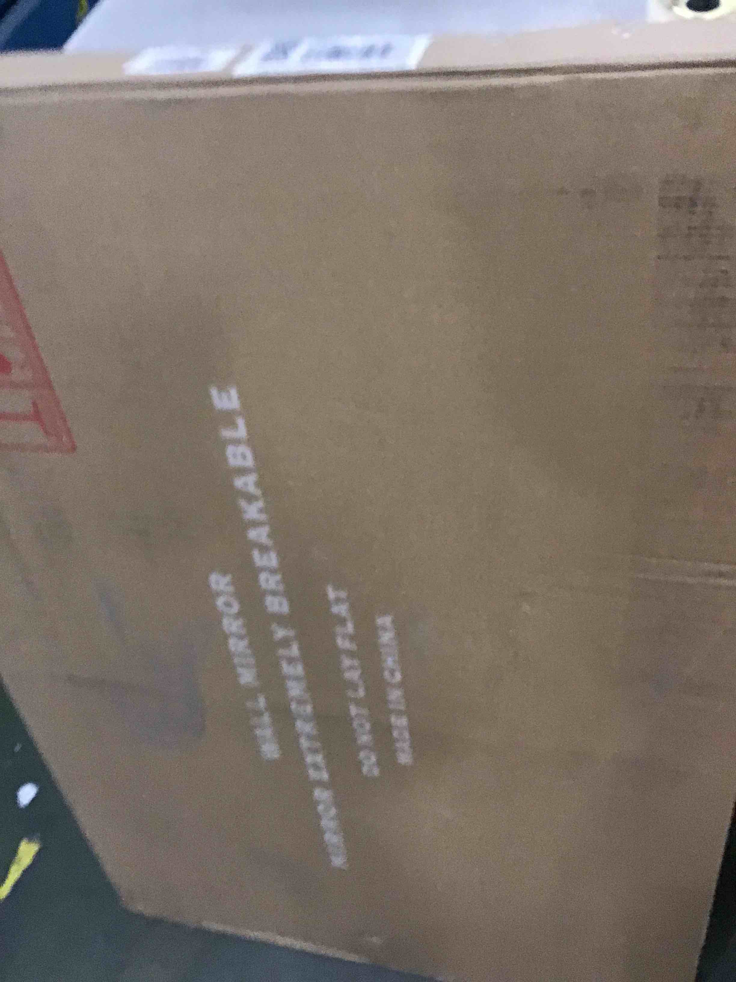 https://s3.amazonaws.com/lotting-images-prod/bidfta/PPE1855190_1732562202760.jpeg