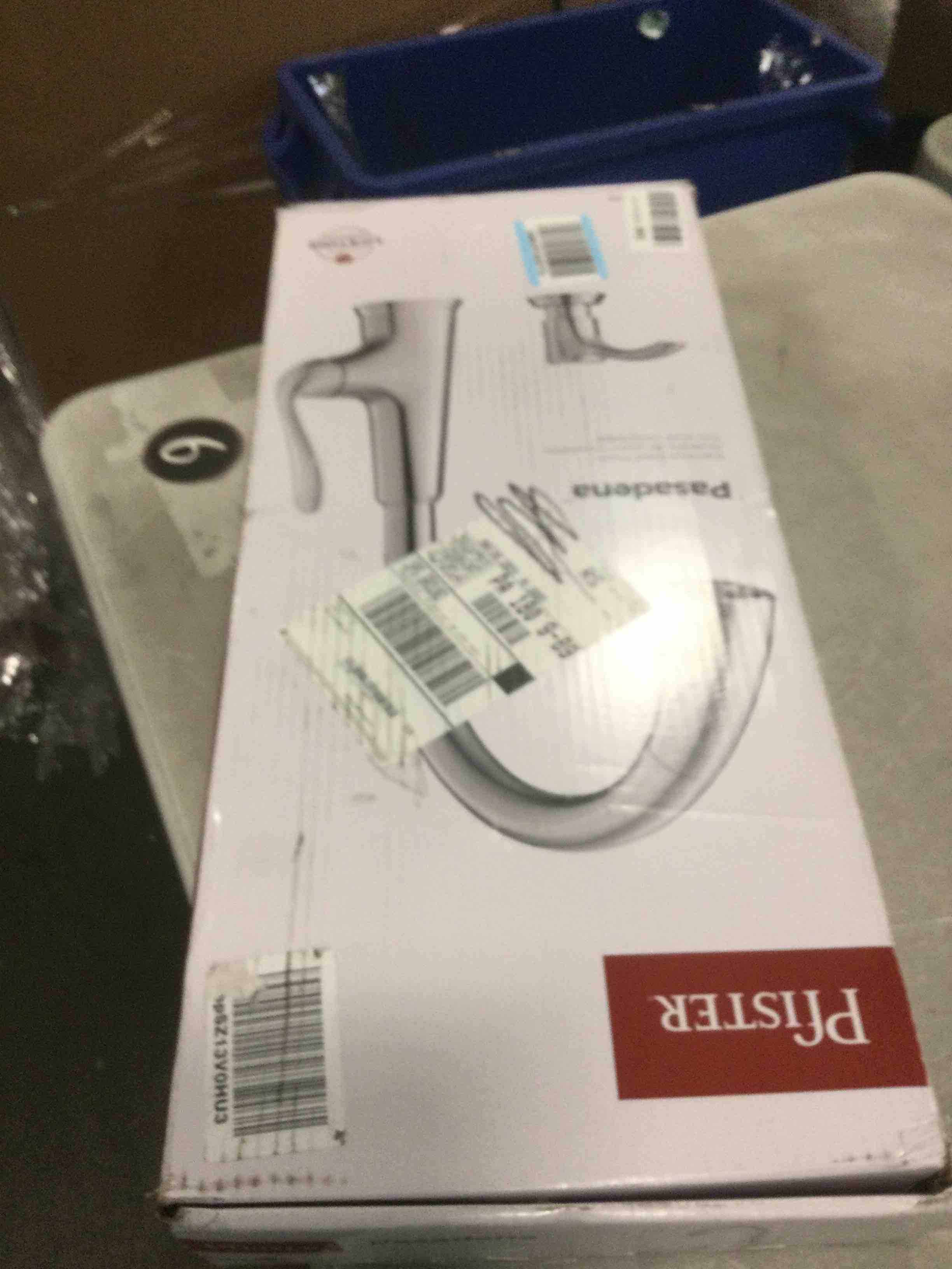 https://s3.amazonaws.com/lotting-images-prod/bidfta/PPE1855823_1732654554370.jpeg