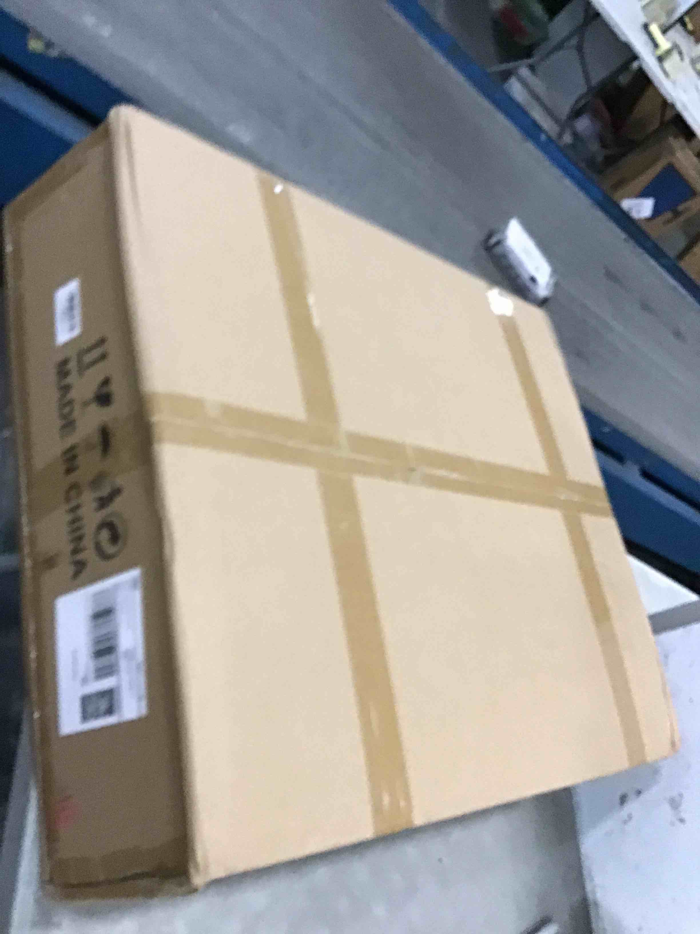 https://s3.amazonaws.com/lotting-images-prod/bidfta/PPE1855894_1732711015812.jpeg
