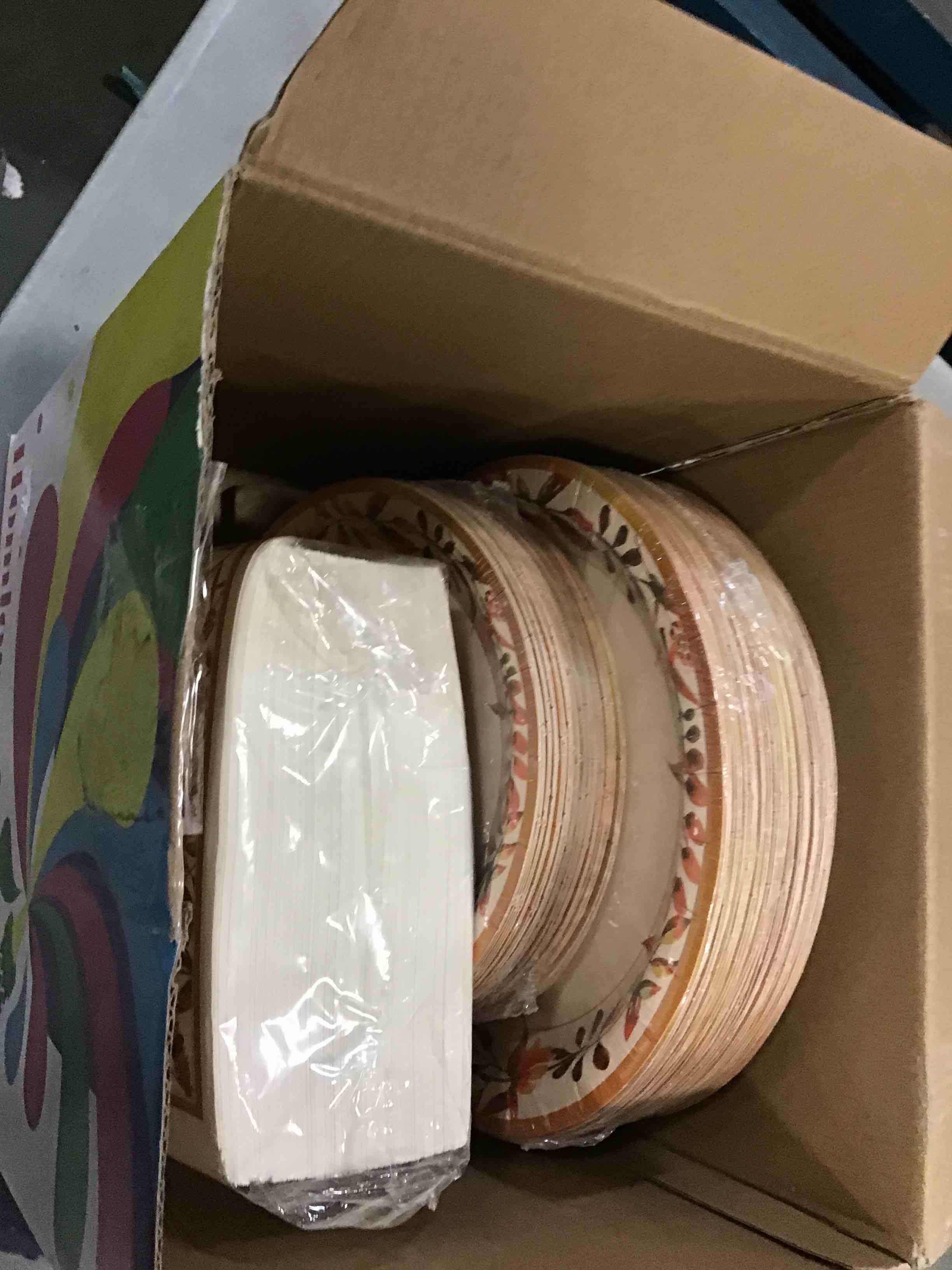 https://s3.amazonaws.com/lotting-images-prod/bidfta/PPE1855988_1732716294454.jpeg