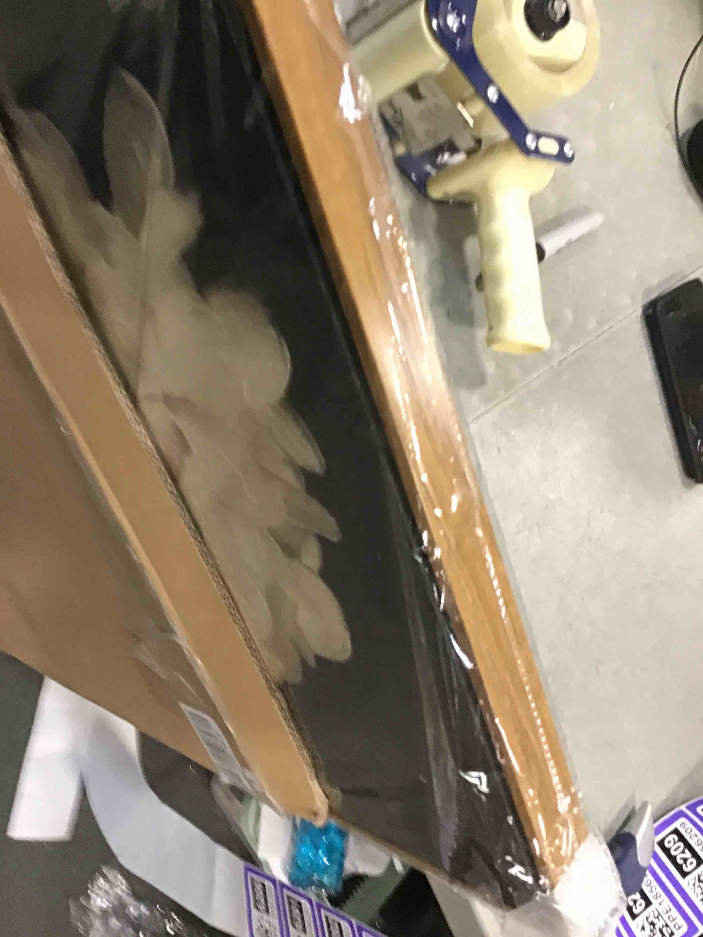https://s3.amazonaws.com/lotting-images-prod/bidfta/PPE1856200_1732731628483.jpeg