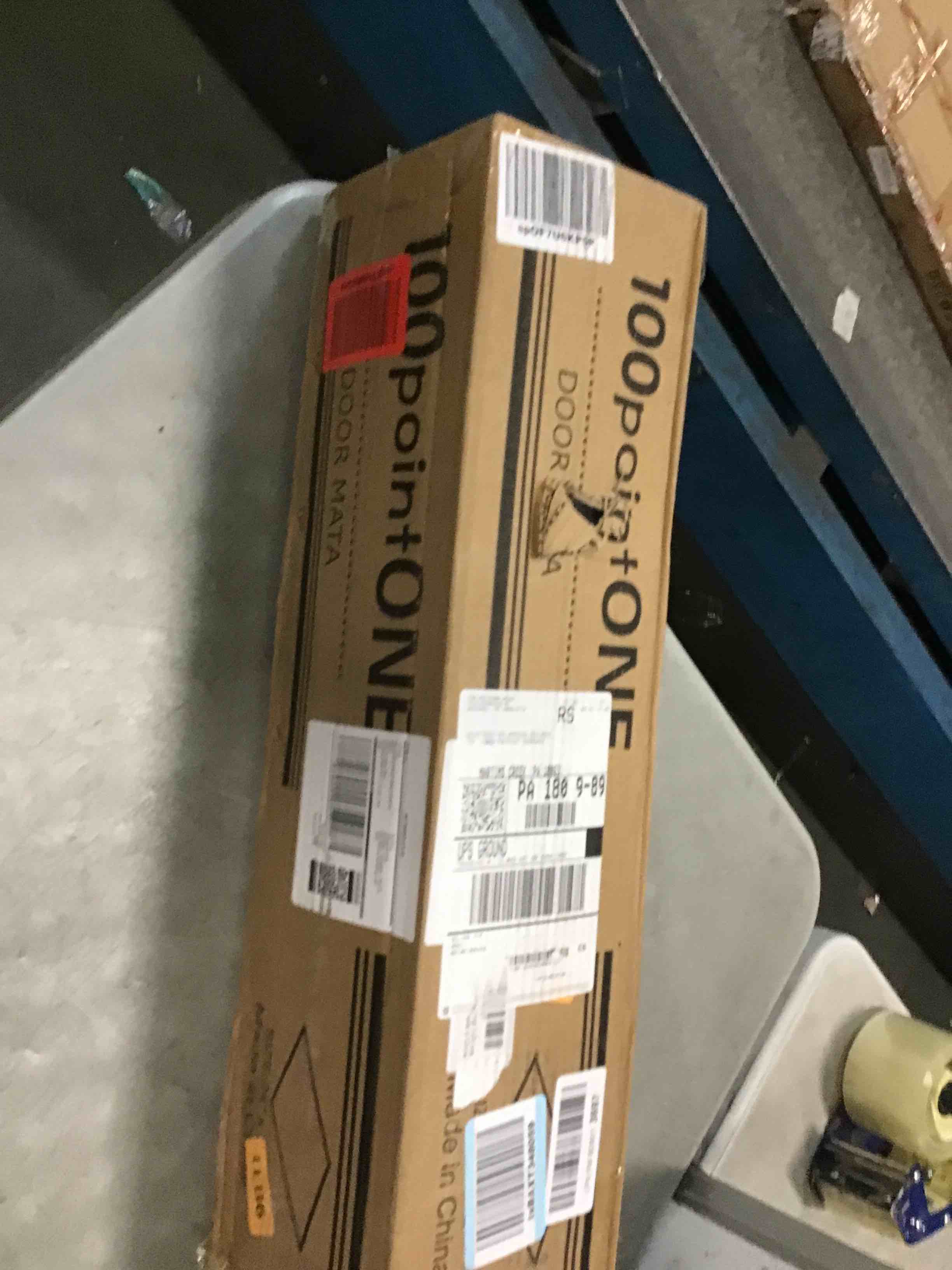 https://s3.amazonaws.com/lotting-images-prod/bidfta/PPE1856228_1732733734027.jpeg