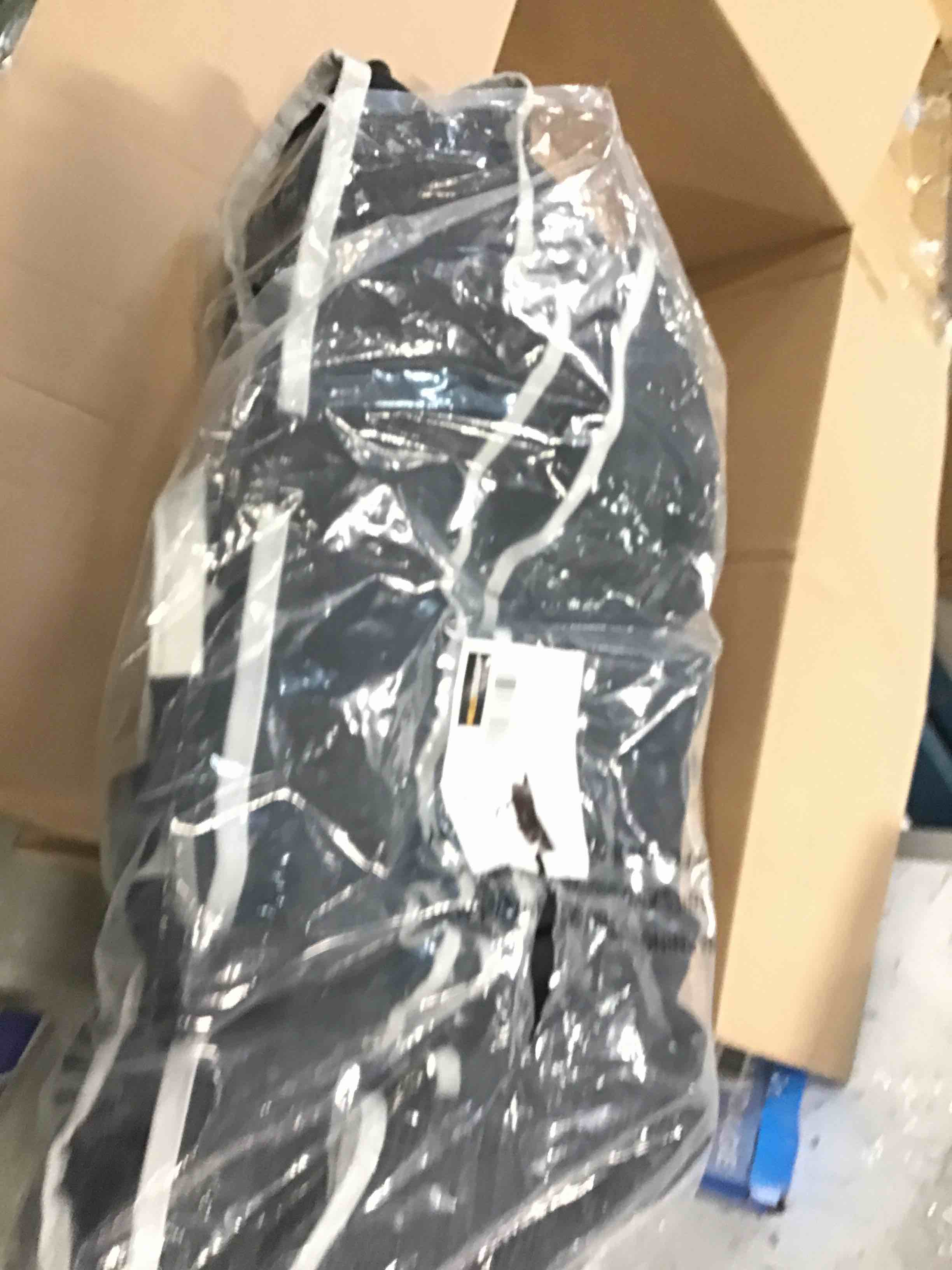 https://s3.amazonaws.com/lotting-images-prod/bidfta/PPE1856240_1732734962580.jpeg