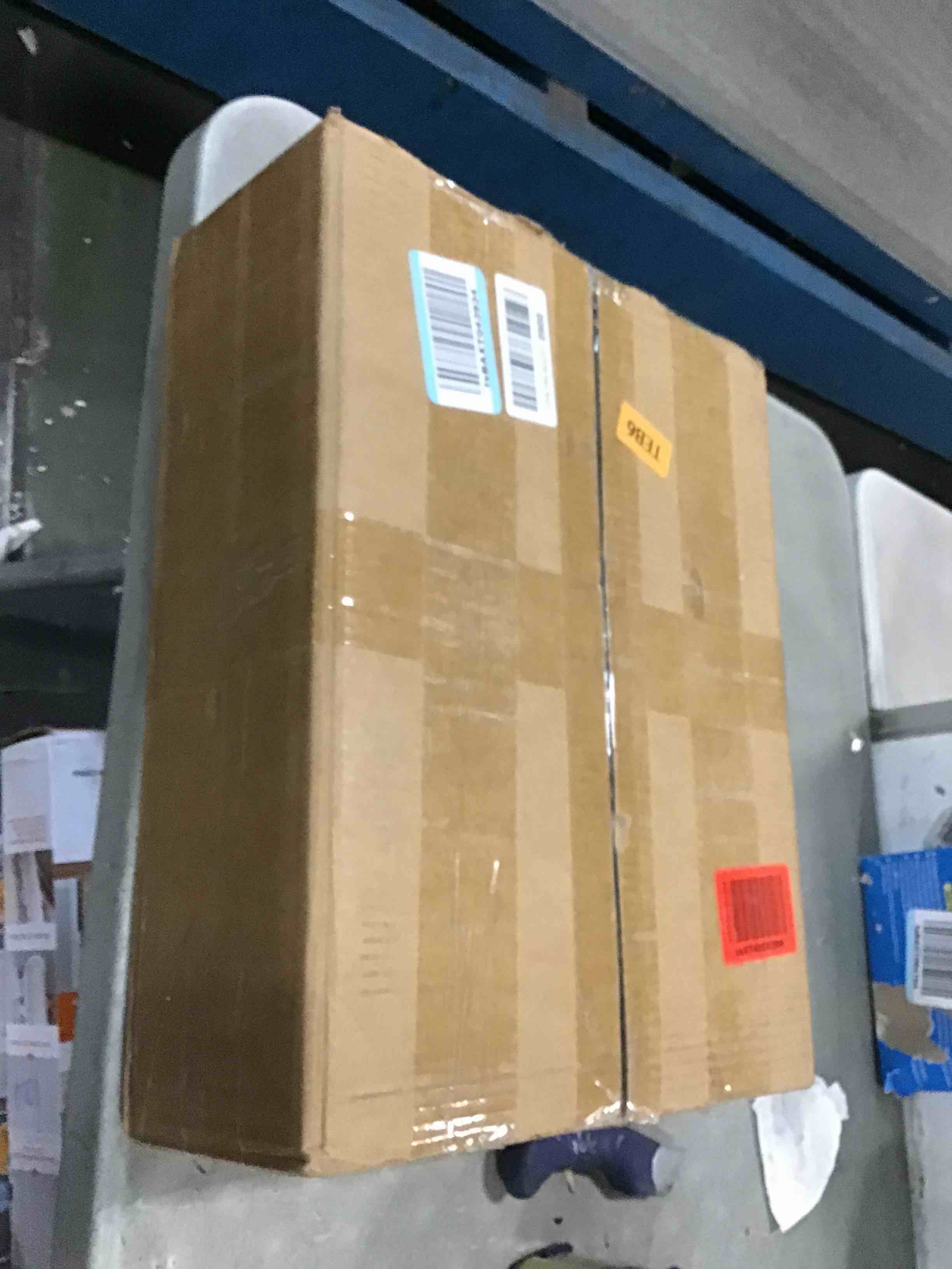 https://s3.amazonaws.com/lotting-images-prod/bidfta/PPE1856258_1732736640173.jpeg