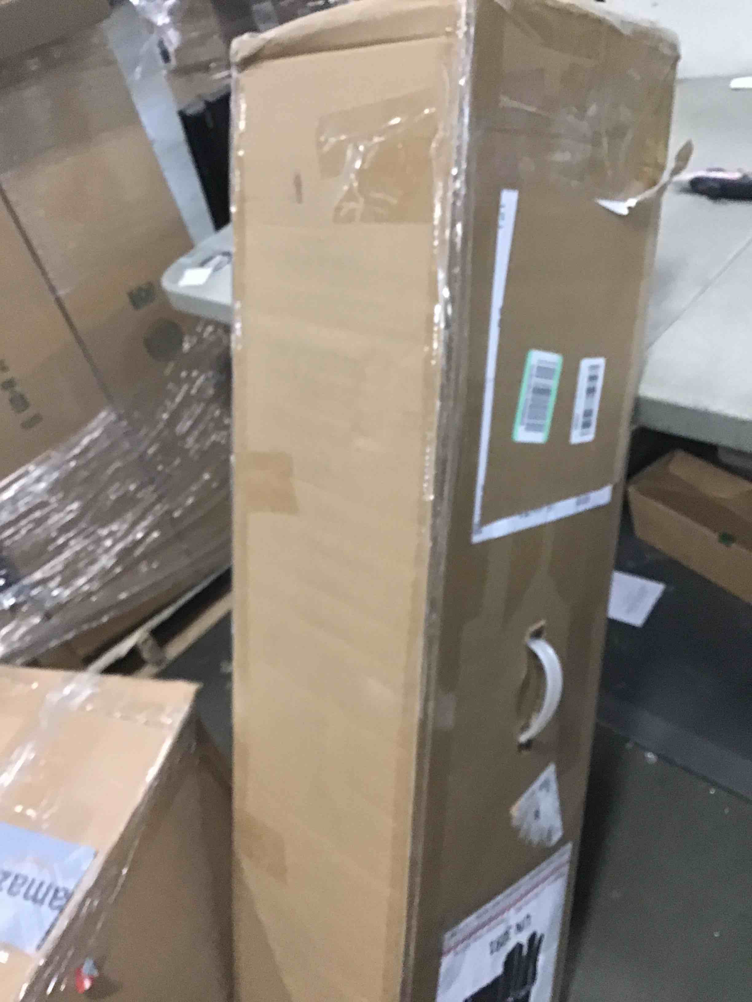 https://s3.amazonaws.com/lotting-images-prod/bidfta/PPE1857345_1733240360772.jpeg