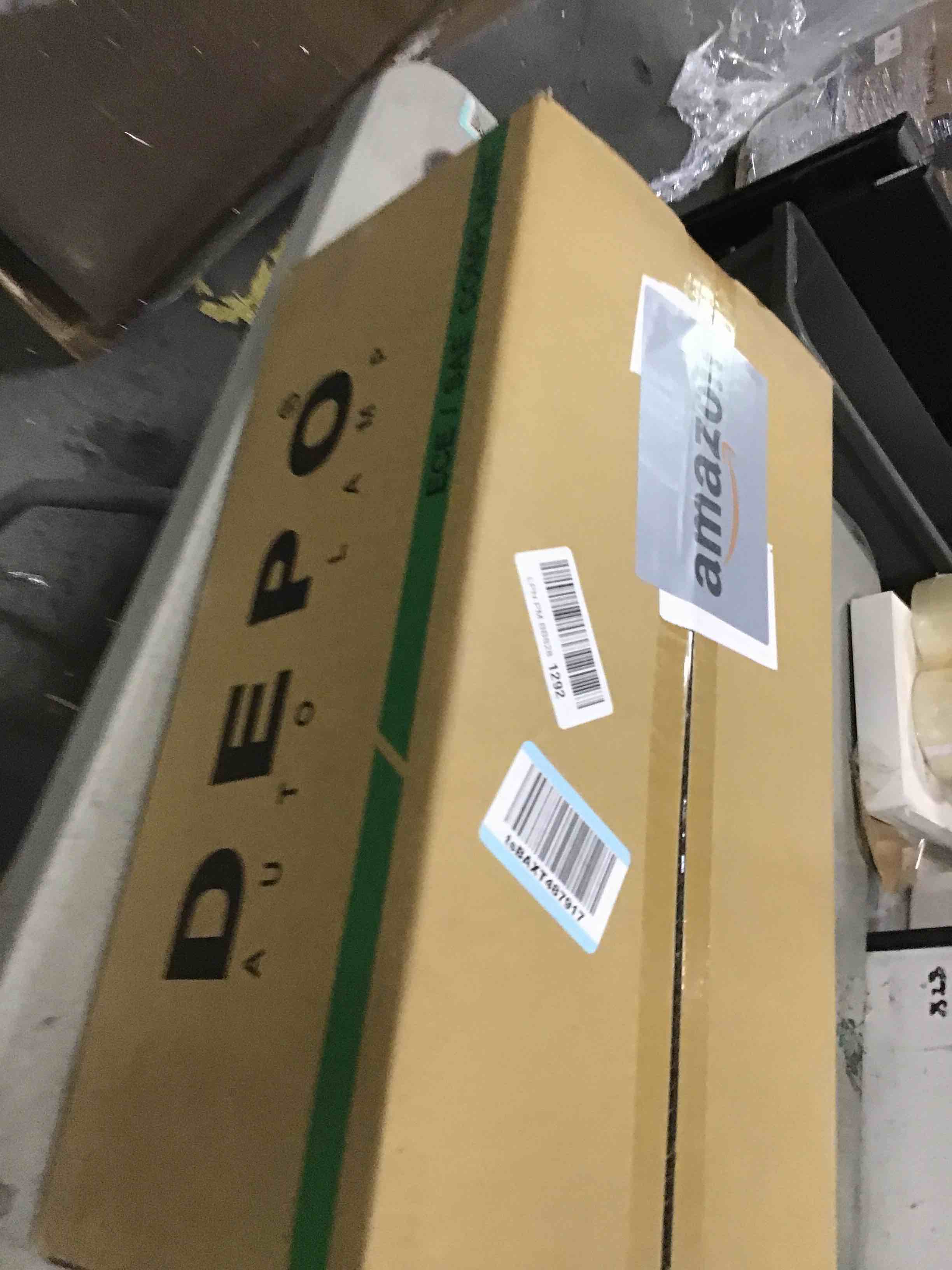https://s3.amazonaws.com/lotting-images-prod/bidfta/PPE1857399_1733243174663.jpeg