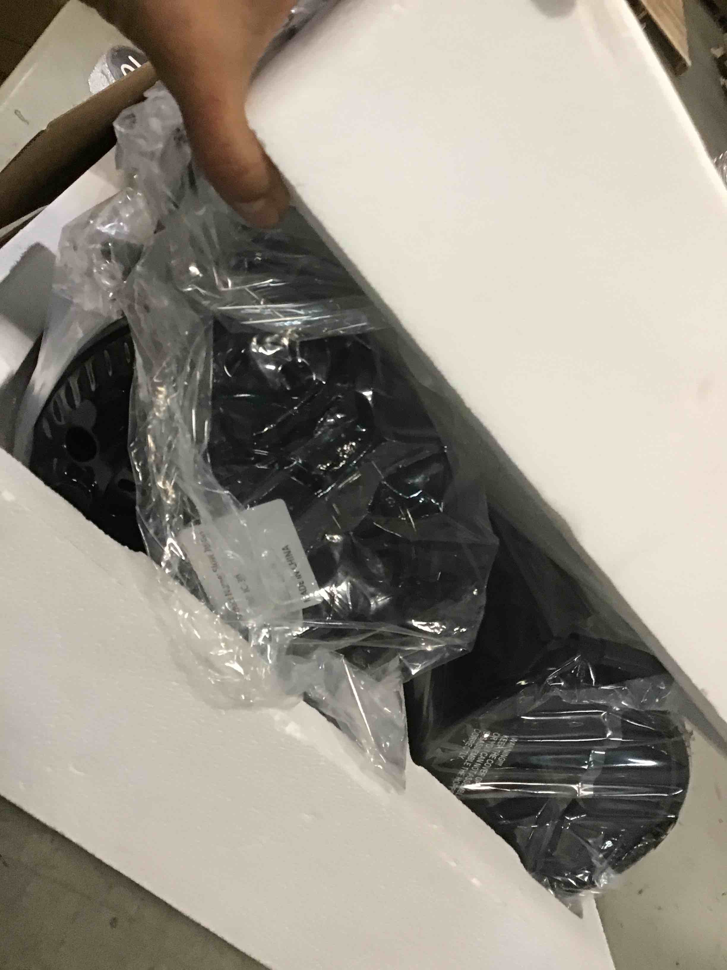 https://s3.amazonaws.com/lotting-images-prod/bidfta/PPE1857507_1733251912671.jpeg