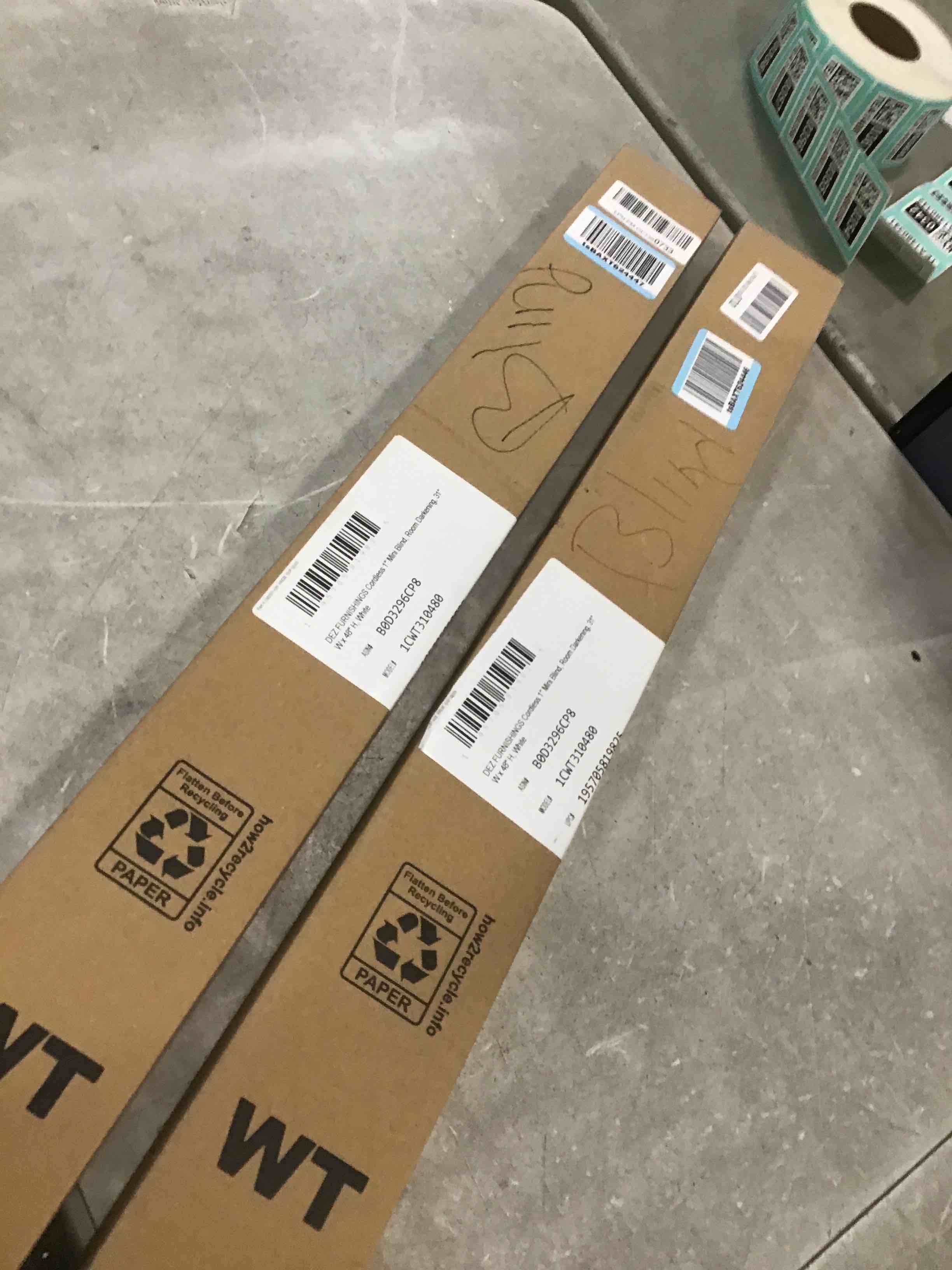 https://s3.amazonaws.com/lotting-images-prod/bidfta/PPE1857609_1733314948511.jpeg