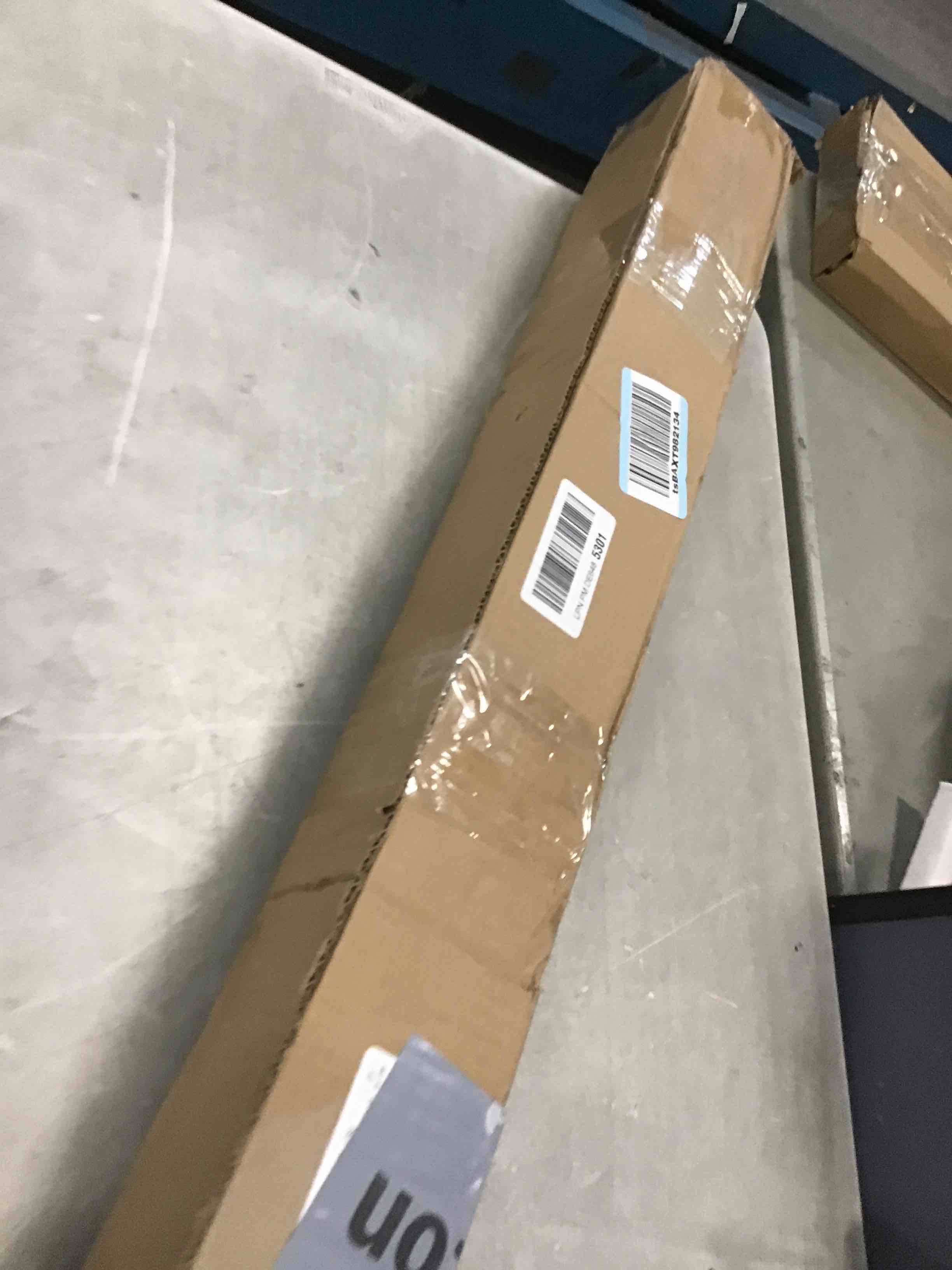 https://s3.amazonaws.com/lotting-images-prod/bidfta/PPE1857773_1733327375307.jpeg