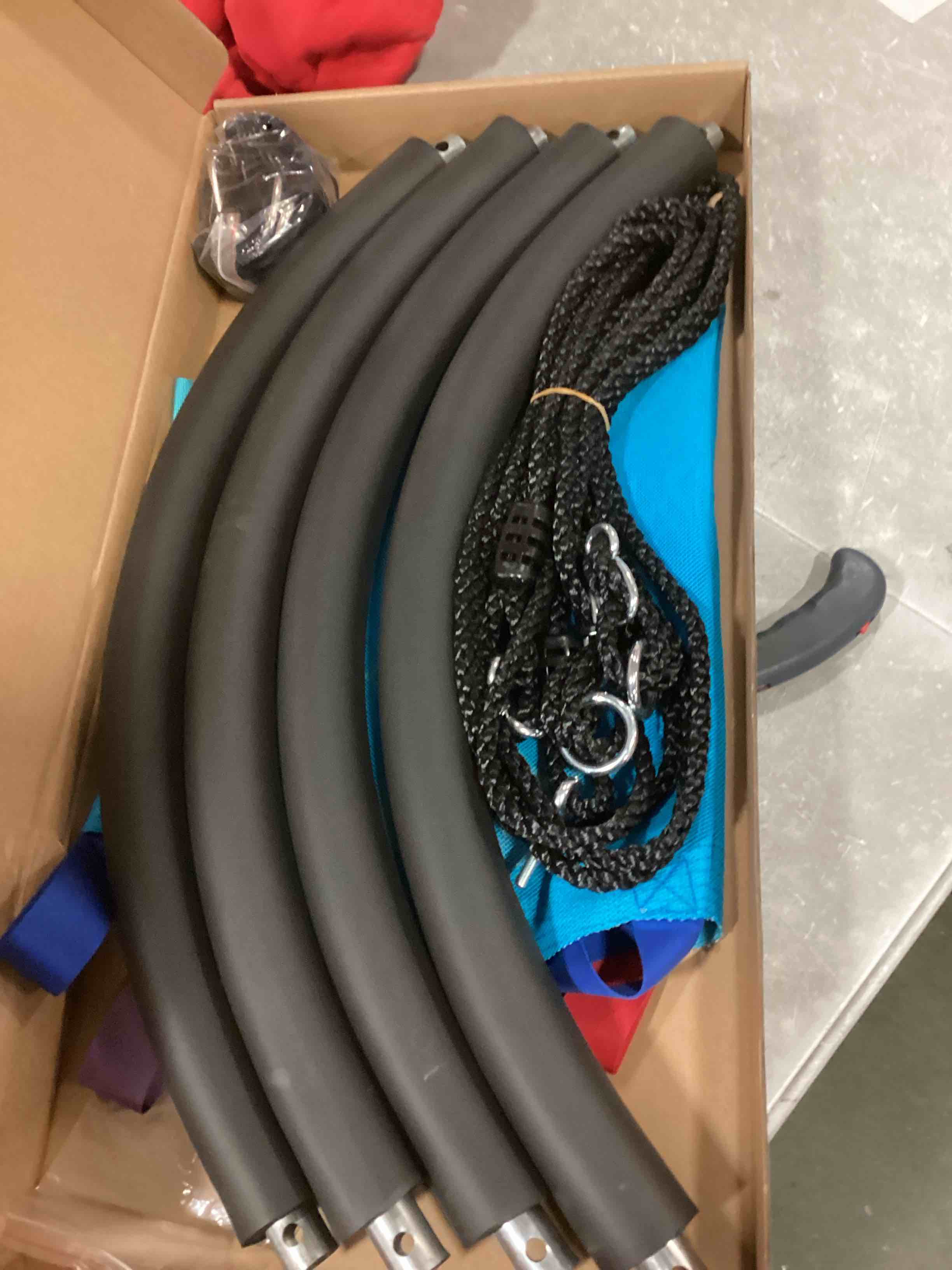 https://s3.amazonaws.com/lotting-images-prod/bidfta/PPE1858531_1733508163633.jpeg