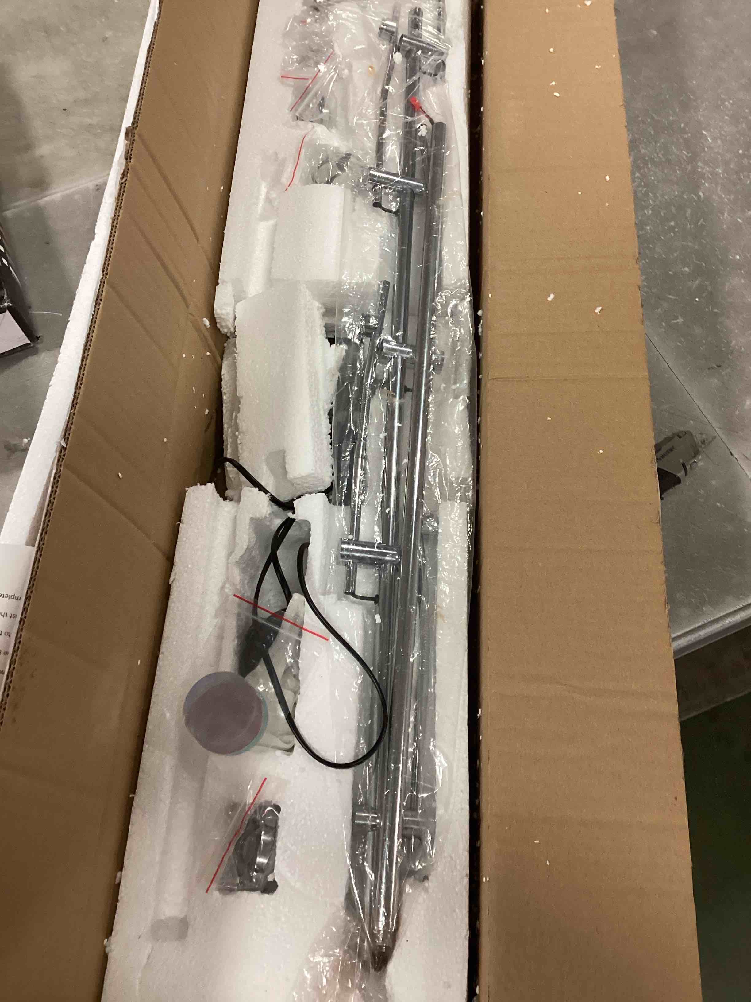 https://s3.amazonaws.com/lotting-images-prod/bidfta/PPE1858993_1734011979858.jpeg