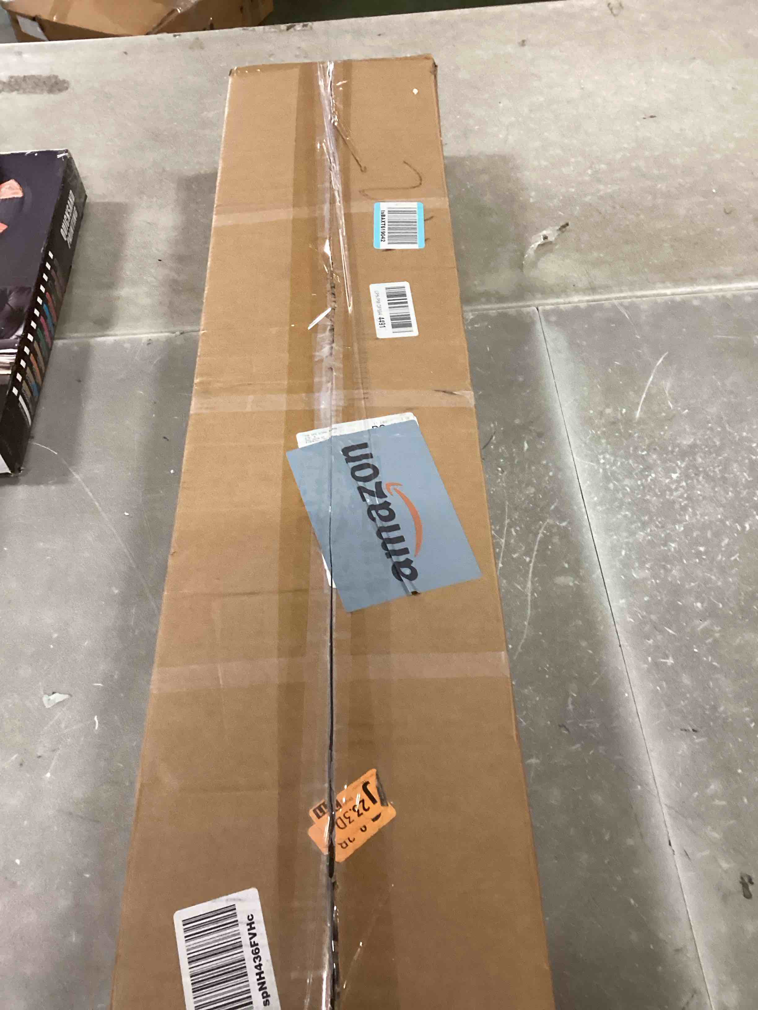 https://s3.amazonaws.com/lotting-images-prod/bidfta/PPE1858993_1734012025421.jpeg