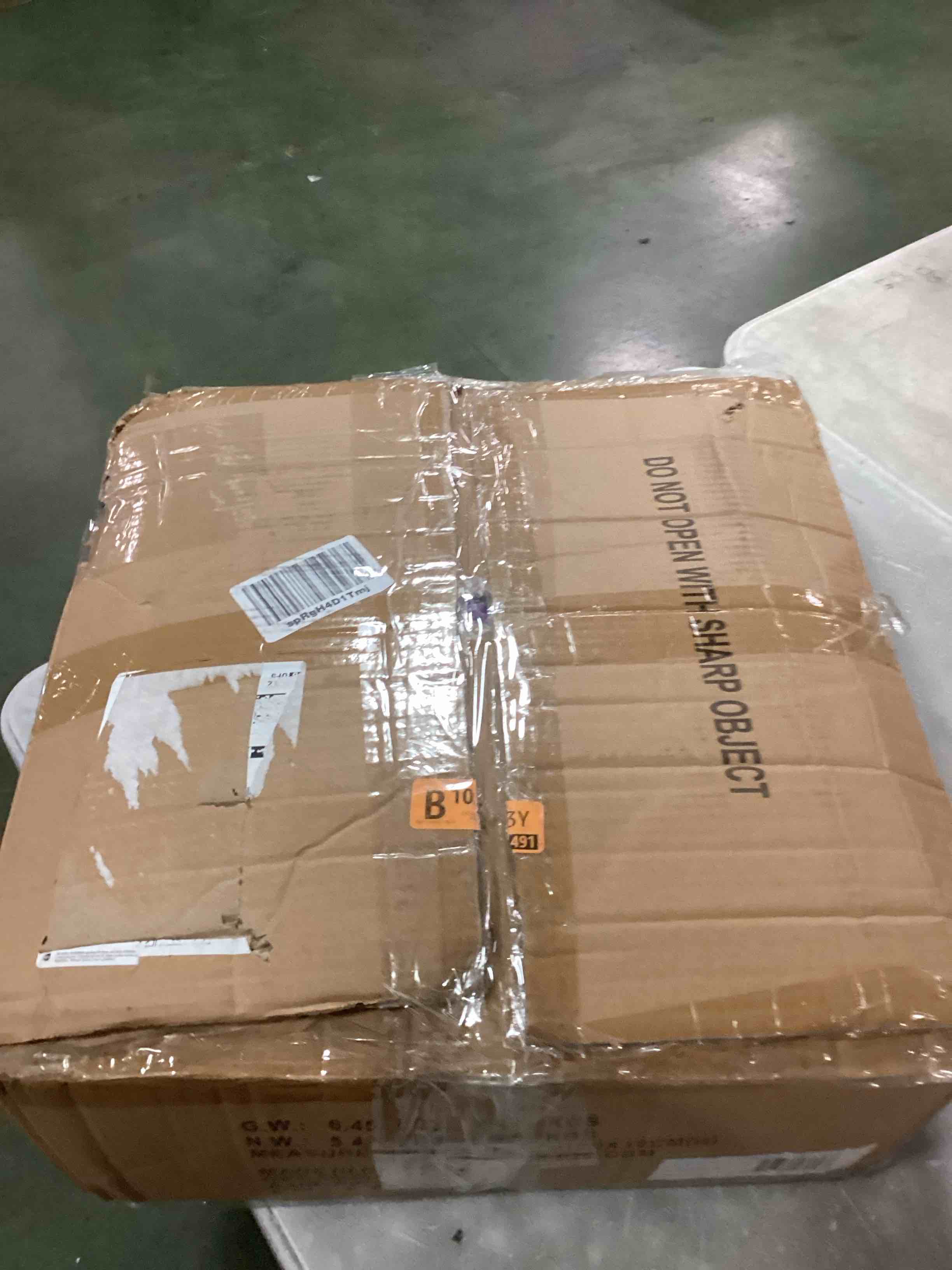 https://s3.amazonaws.com/lotting-images-prod/bidfta/PPE1859551_1734698327050.jpeg
