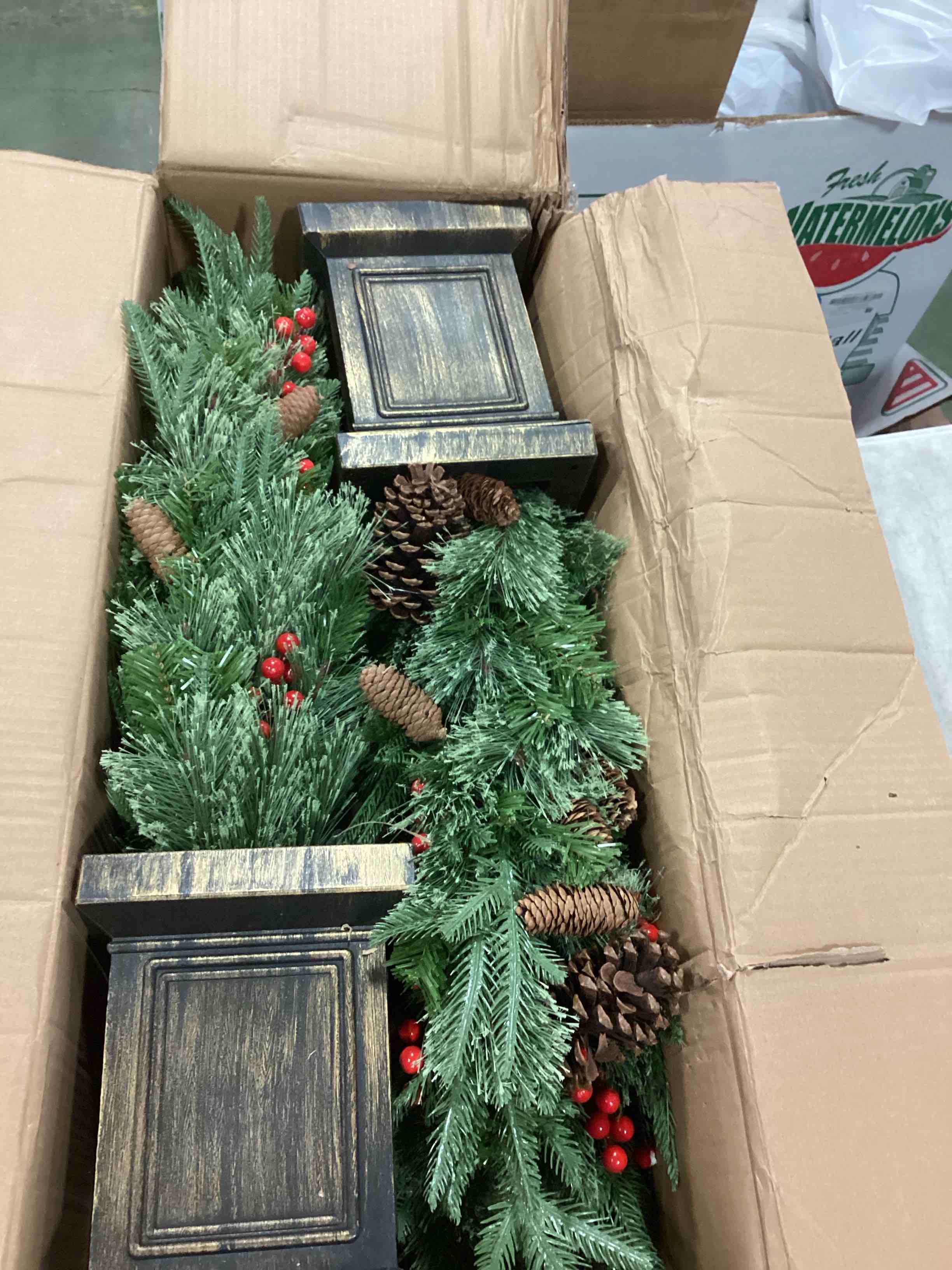 https://s3.amazonaws.com/lotting-images-prod/bidfta/PPE1860018_1735247325007.jpeg