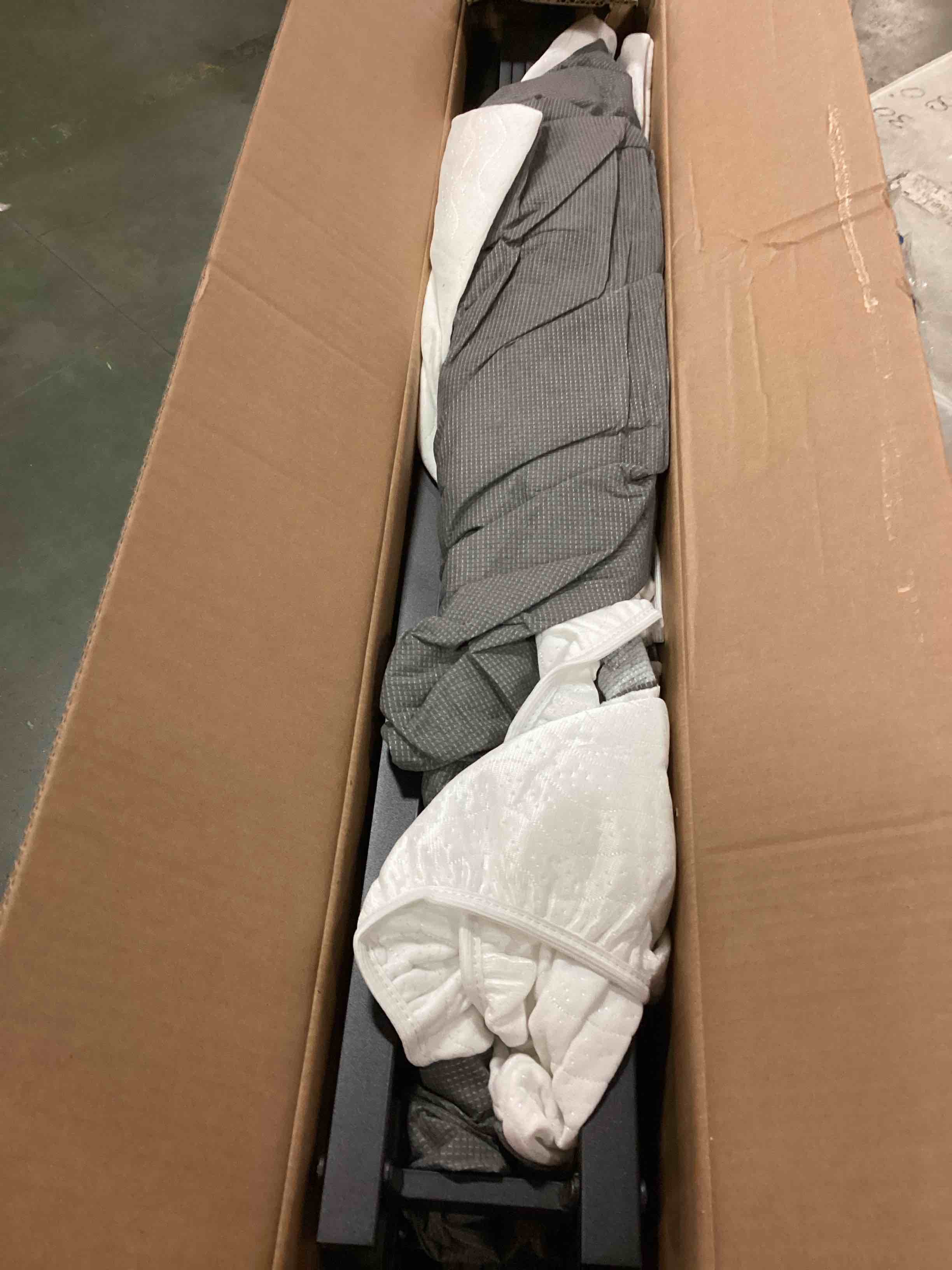 https://s3.amazonaws.com/lotting-images-prod/bidfta/PPE1860251_1735662186953.jpeg