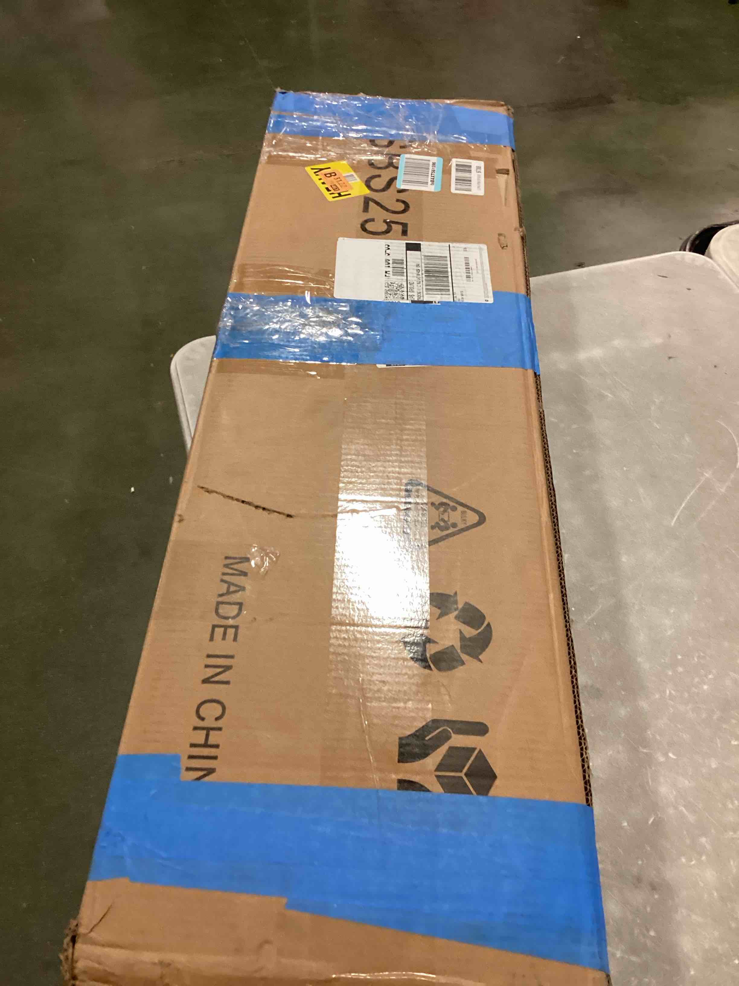 https://s3.amazonaws.com/lotting-images-prod/bidfta/PPE1860251_1735662273615.jpeg