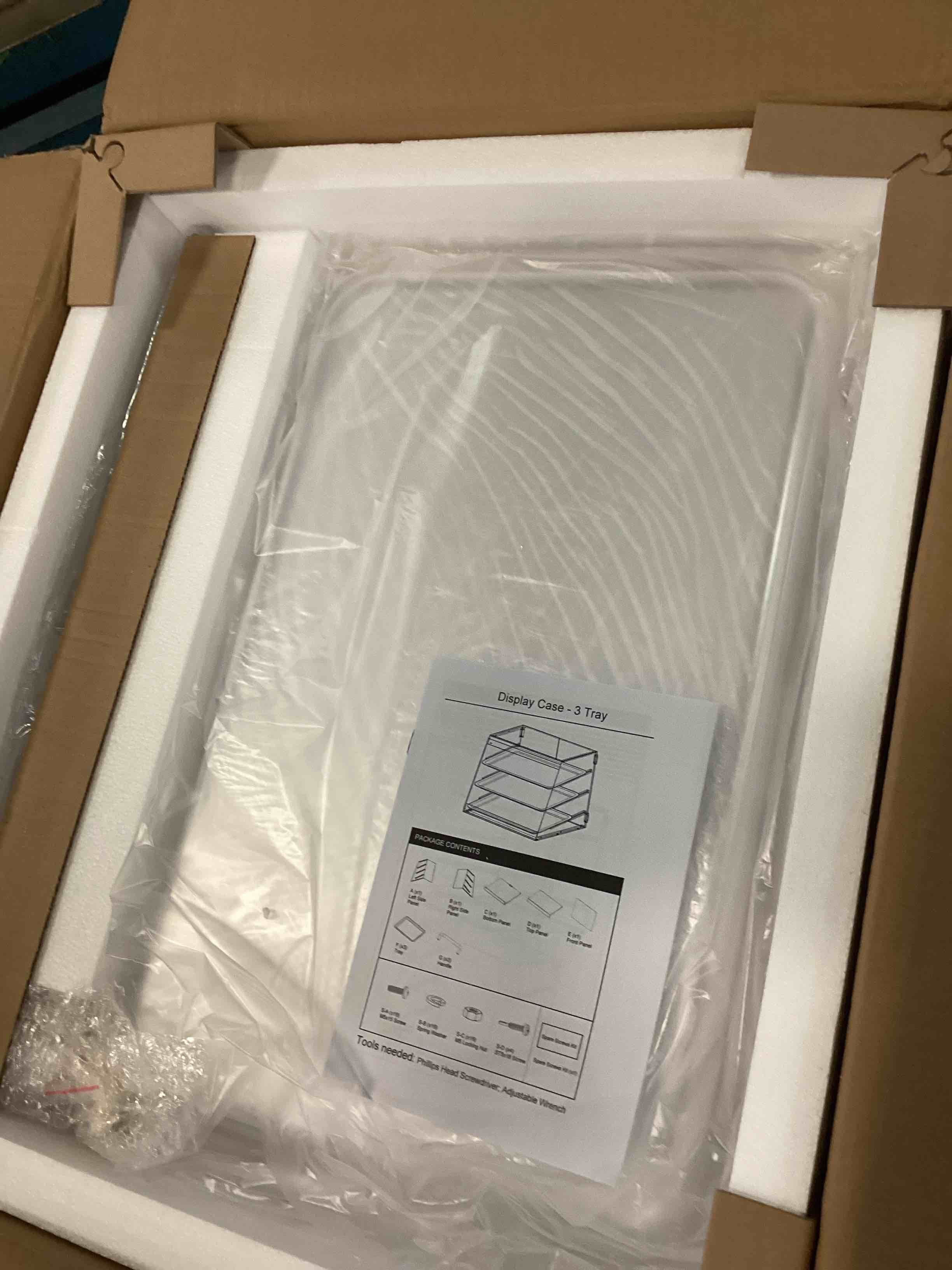 https://s3.amazonaws.com/lotting-images-prod/bidfta/PPE1860540_1735919960257.jpeg