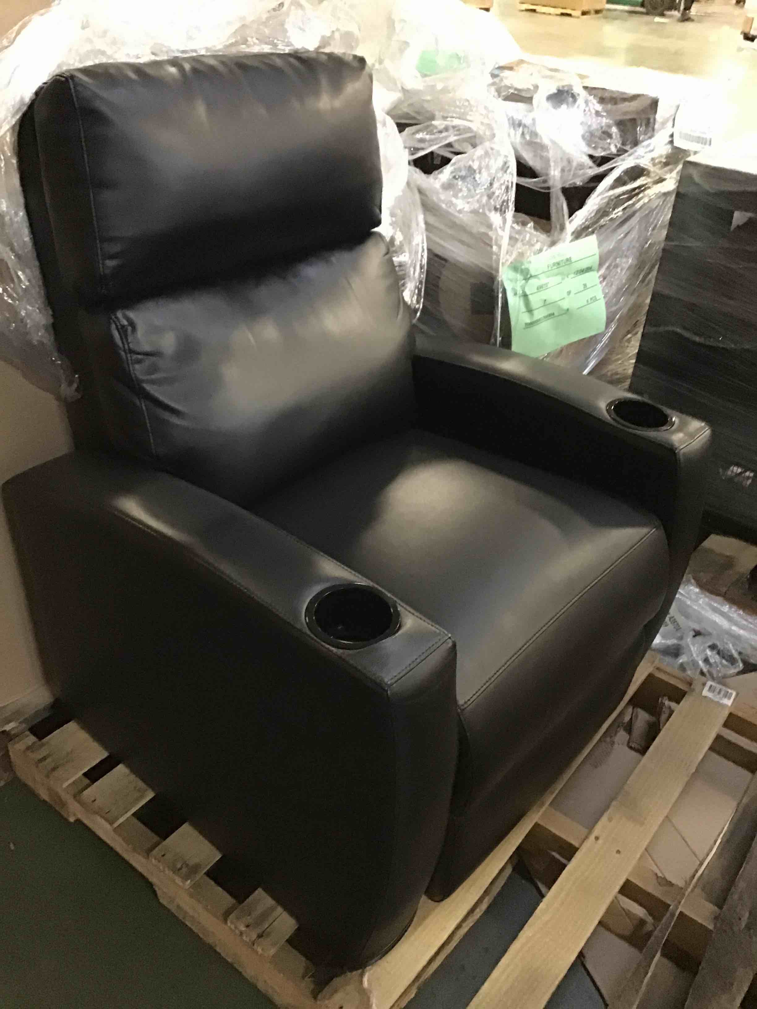 https://s3.amazonaws.com/lotting-images-prod/bidfta/PPE1860910_1737643235059.jpeg