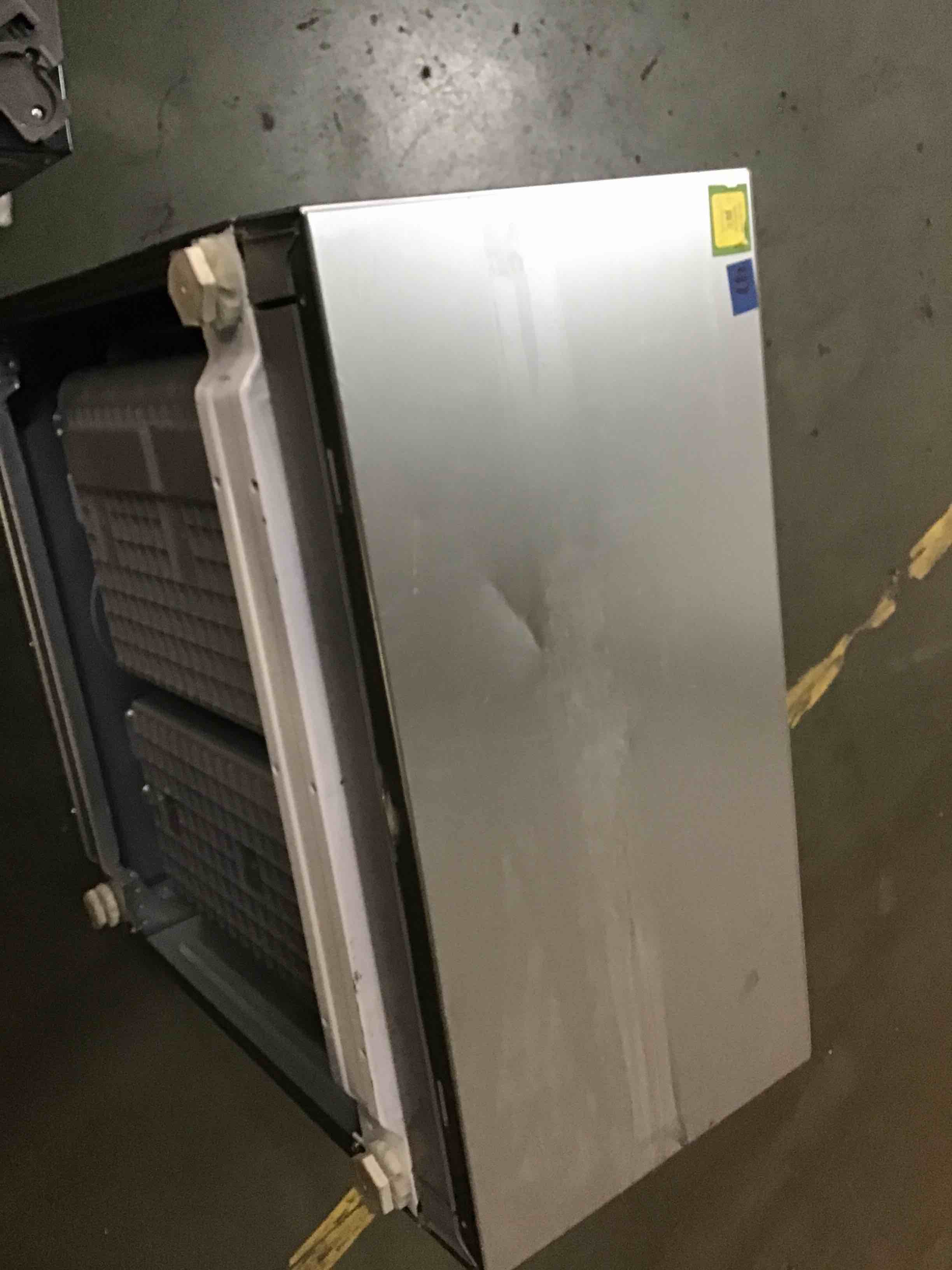 https://s3.amazonaws.com/lotting-images-prod/bidfta/PPE1860914_1737645981163.jpeg