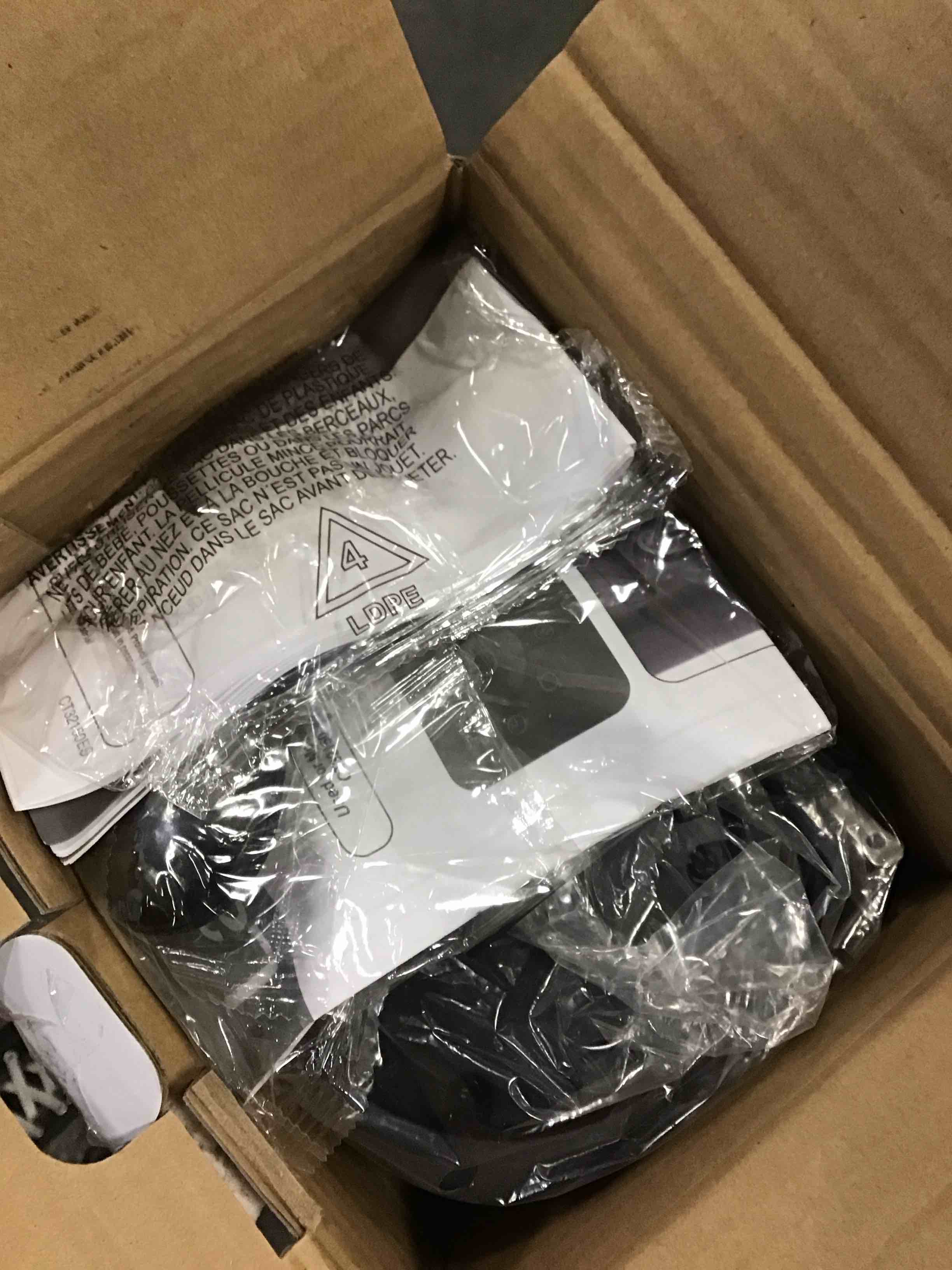 https://s3.amazonaws.com/lotting-images-prod/bidfta/PPE1861191_1738950019802.jpeg