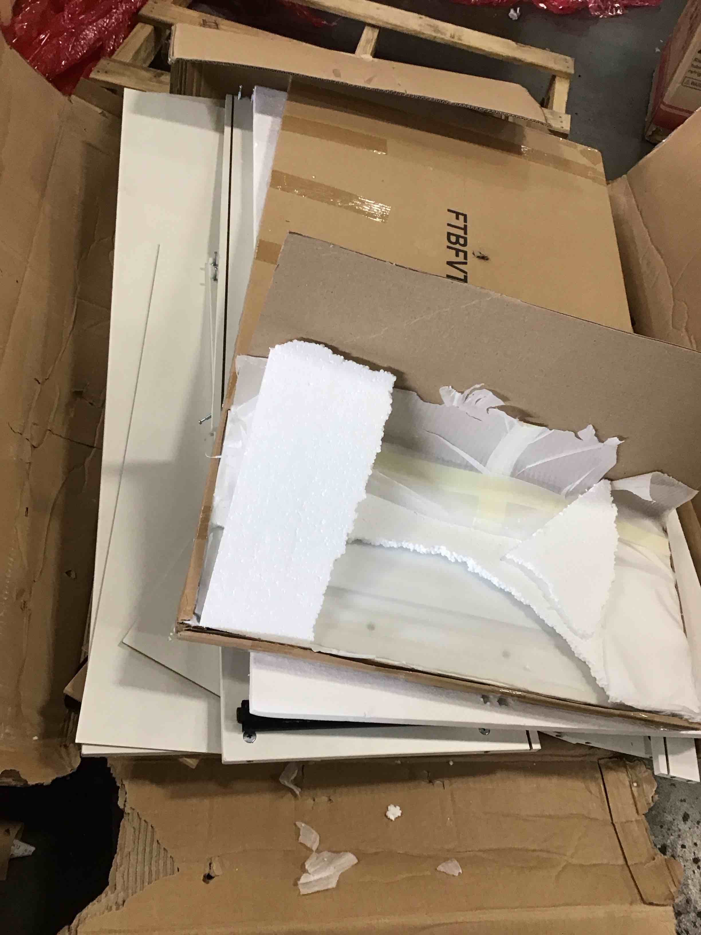 https://s3.amazonaws.com/lotting-images-prod/bidfta/PPE1862696_1741023817115.jpeg