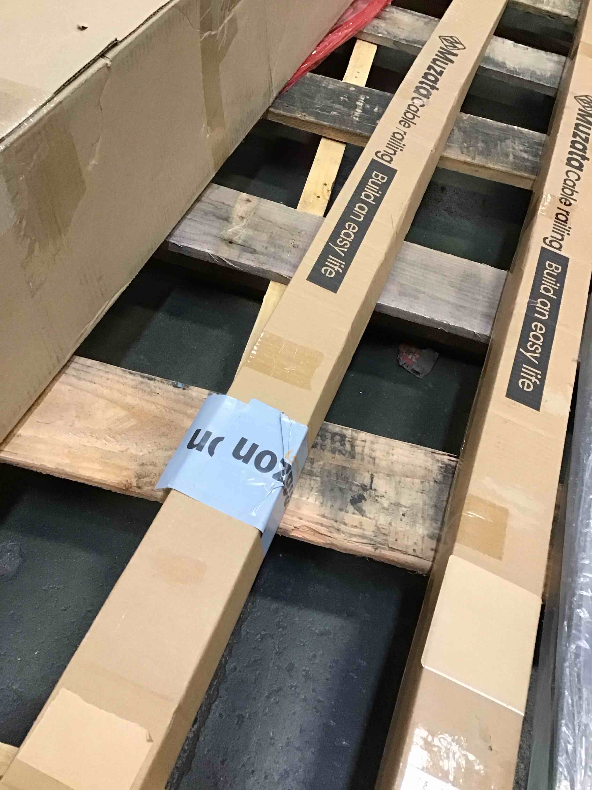 https://s3.amazonaws.com/lotting-images-prod/bidfta/PPE1862956_1741363258879.jpeg