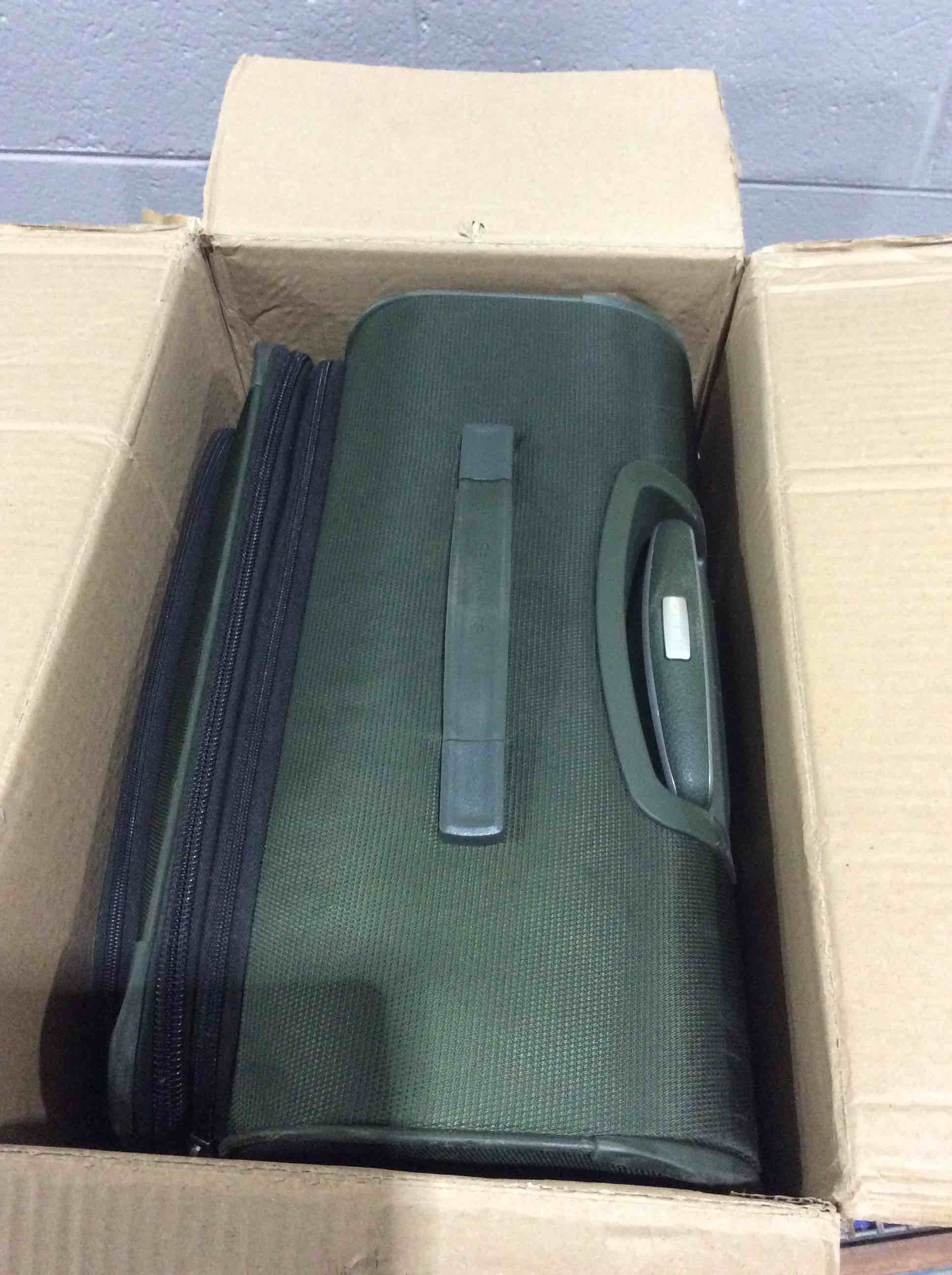 https://s3.amazonaws.com/lotting-images-prod/bidfta/PPE1864711_1738681107148.jpeg