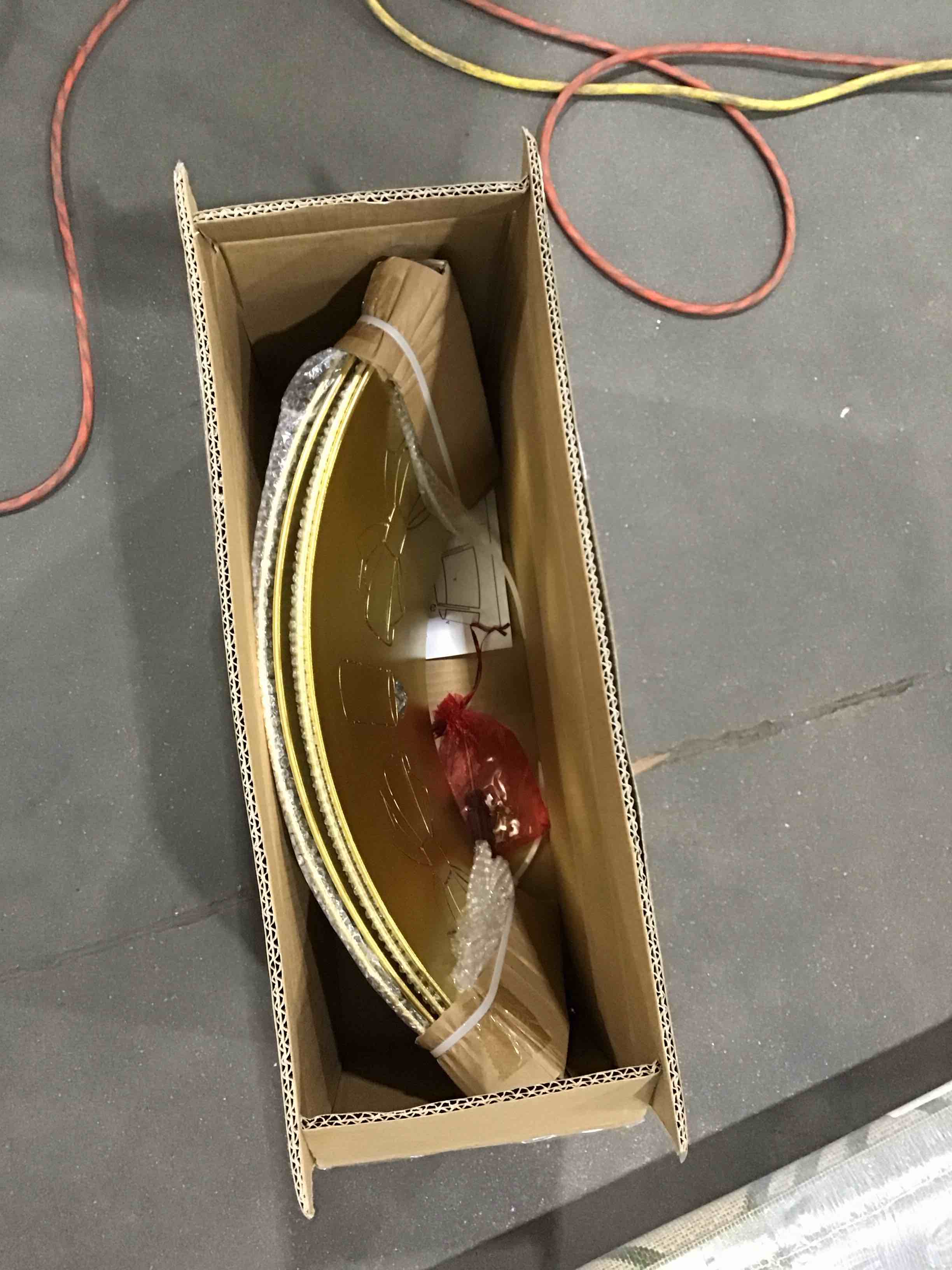 https://s3.amazonaws.com/lotting-images-prod/bidfta/PPE1867039_1737645069577.jpeg