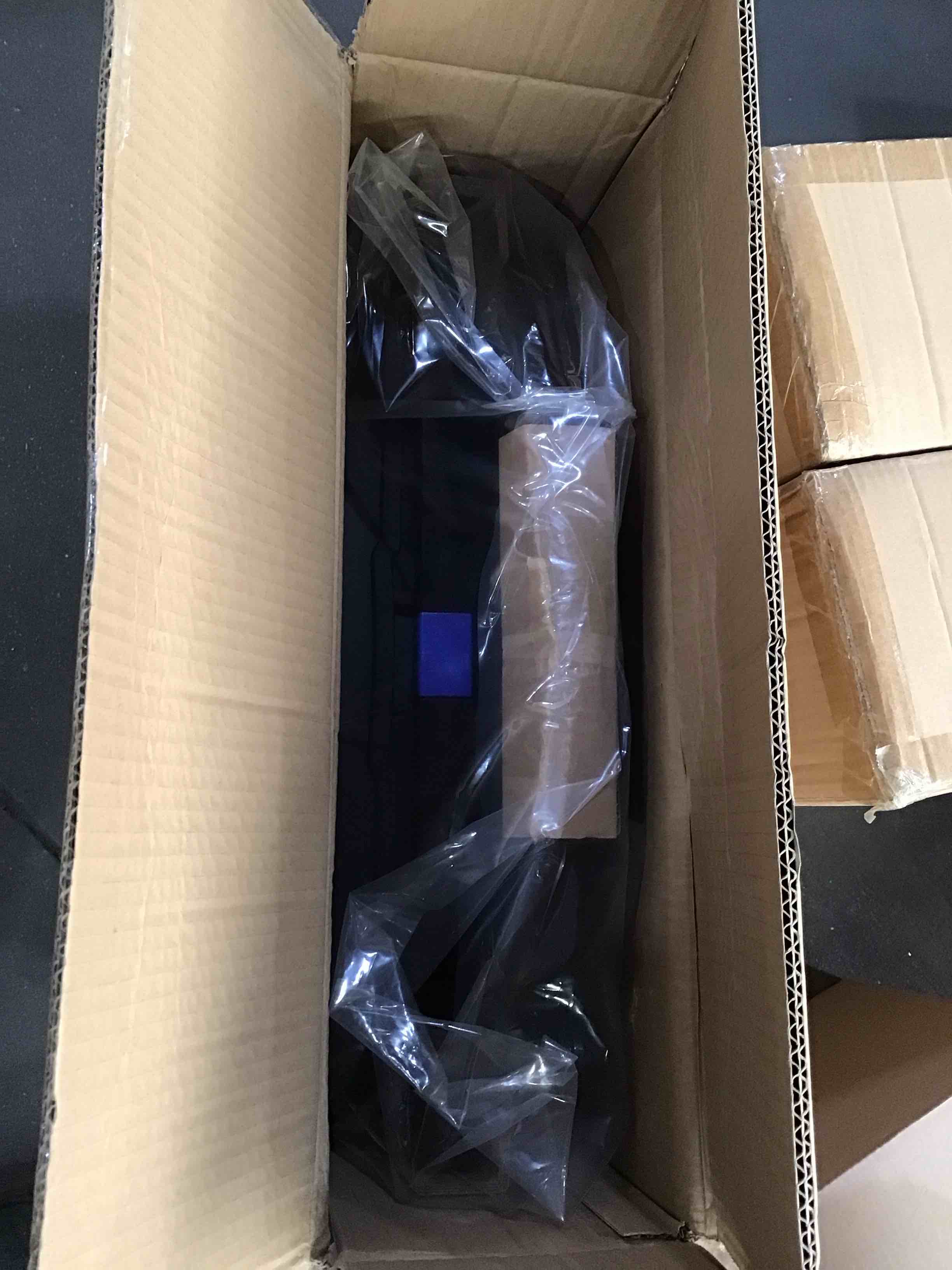 https://s3.amazonaws.com/lotting-images-prod/bidfta/PPE1867299_1738016419847.jpeg