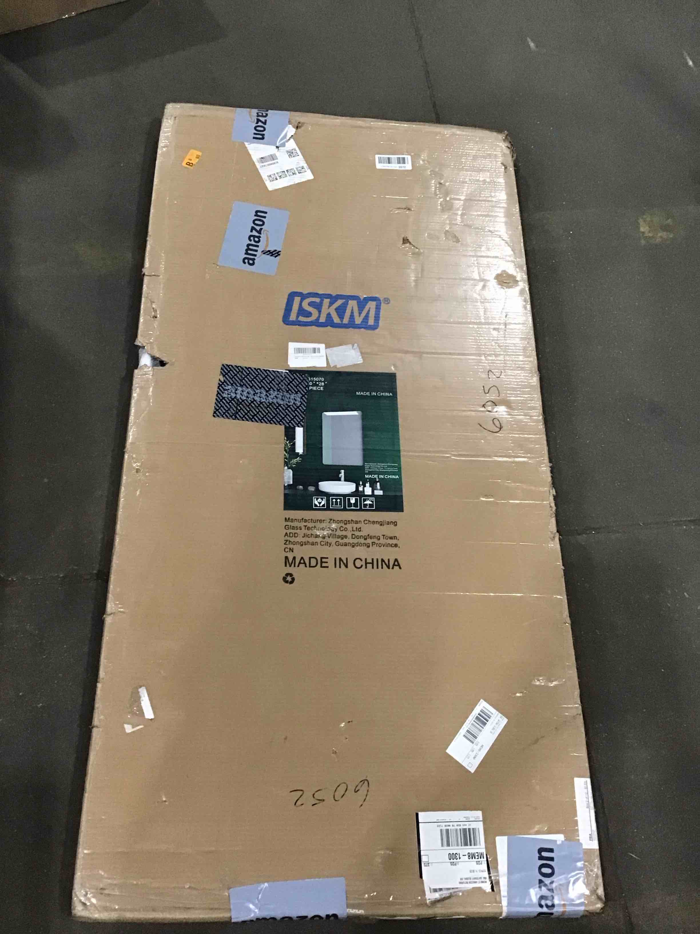 https://s3.amazonaws.com/lotting-images-prod/bidfta/PPE1867322_1738076017532.jpeg