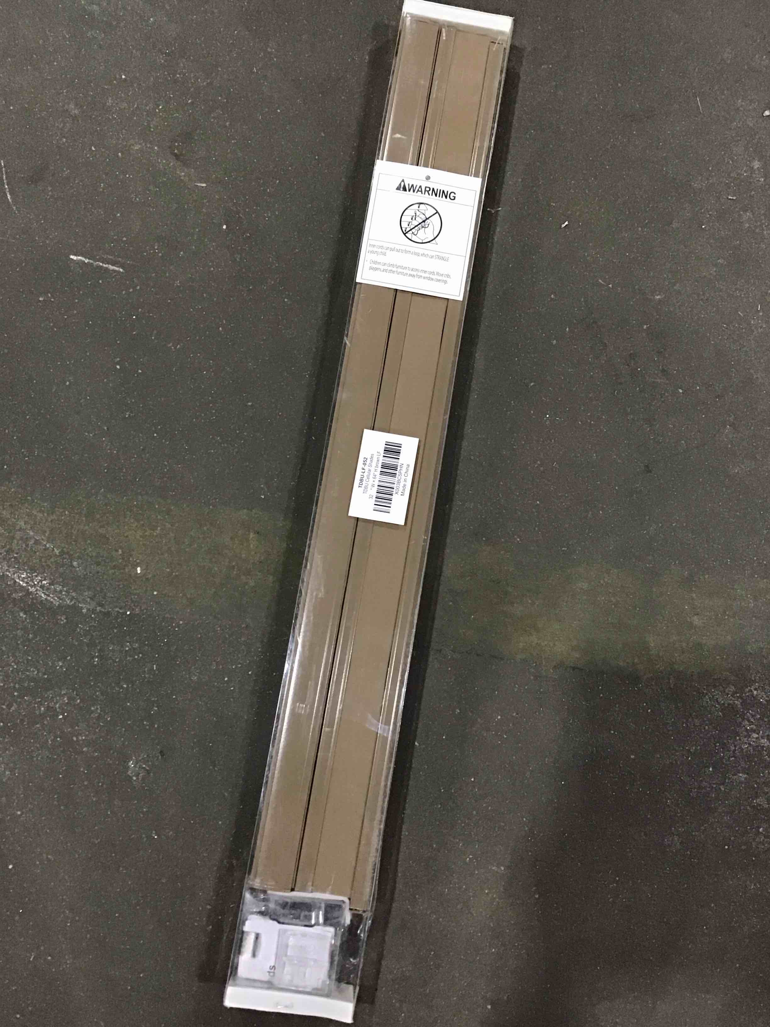 https://s3.amazonaws.com/lotting-images-prod/bidfta/PPE1867902_1739398909258.jpeg