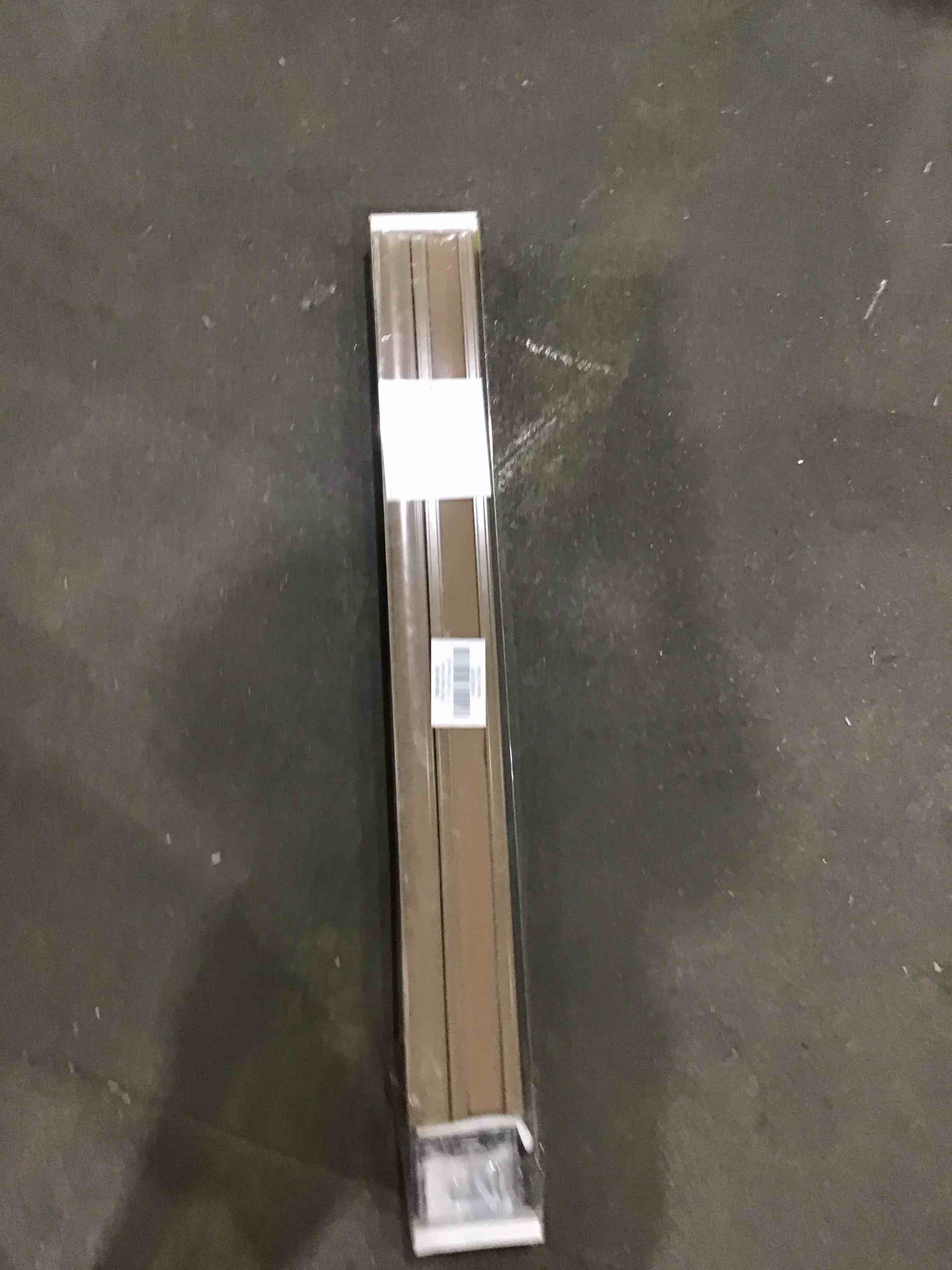 https://s3.amazonaws.com/lotting-images-prod/bidfta/PPE1867904_1739399091720.jpeg