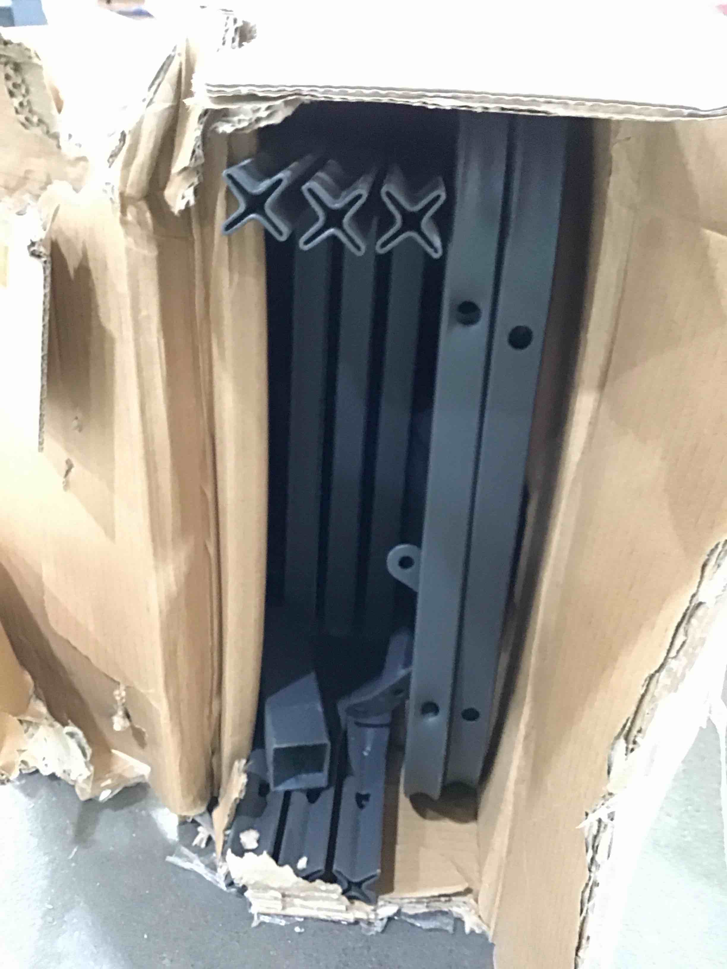 https://s3.amazonaws.com/lotting-images-prod/bidfta/PPE1868272_1740083490528.jpeg