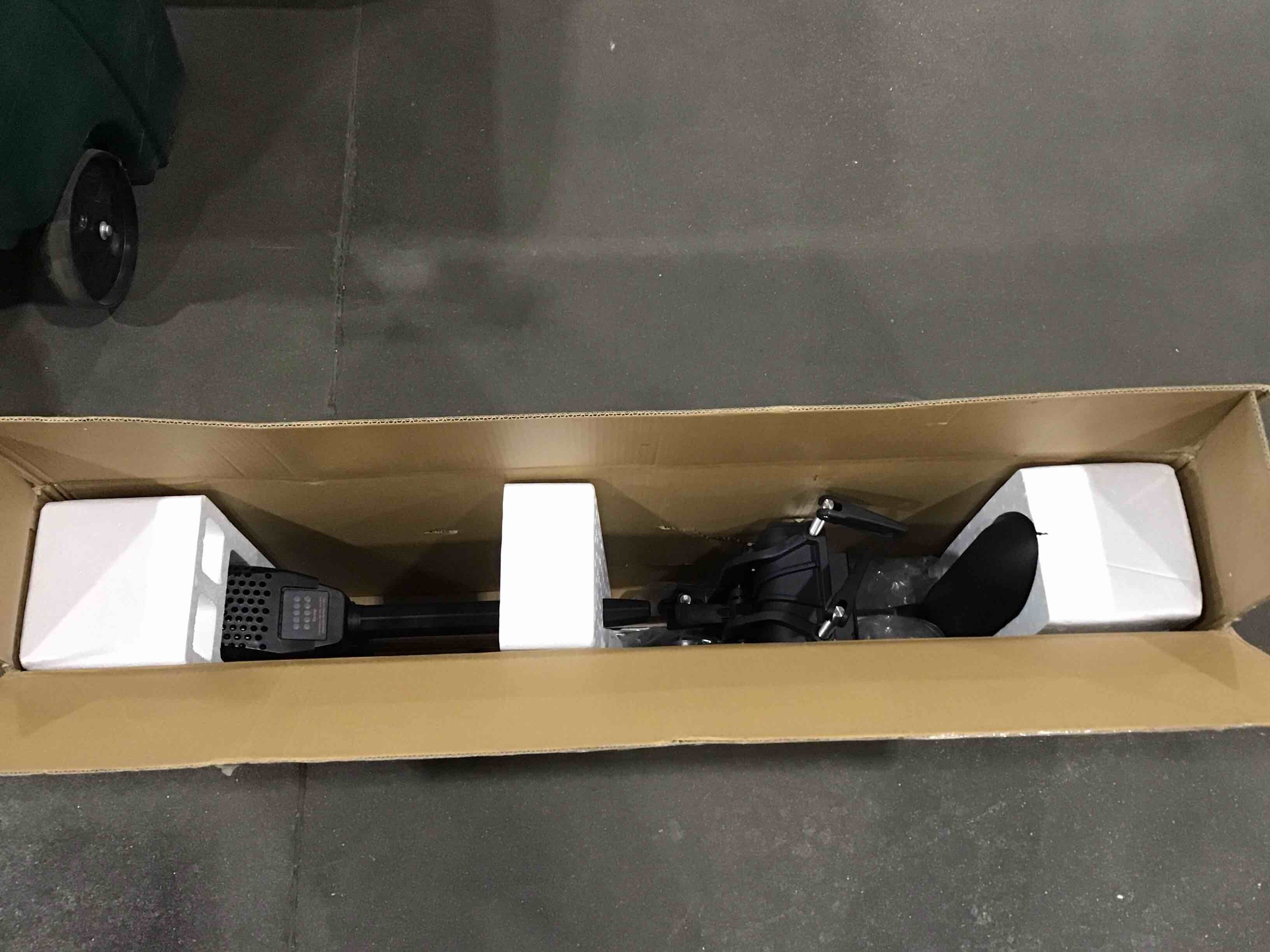 https://s3.amazonaws.com/lotting-images-prod/bidfta/PPE1868532_1740491923836.jpeg