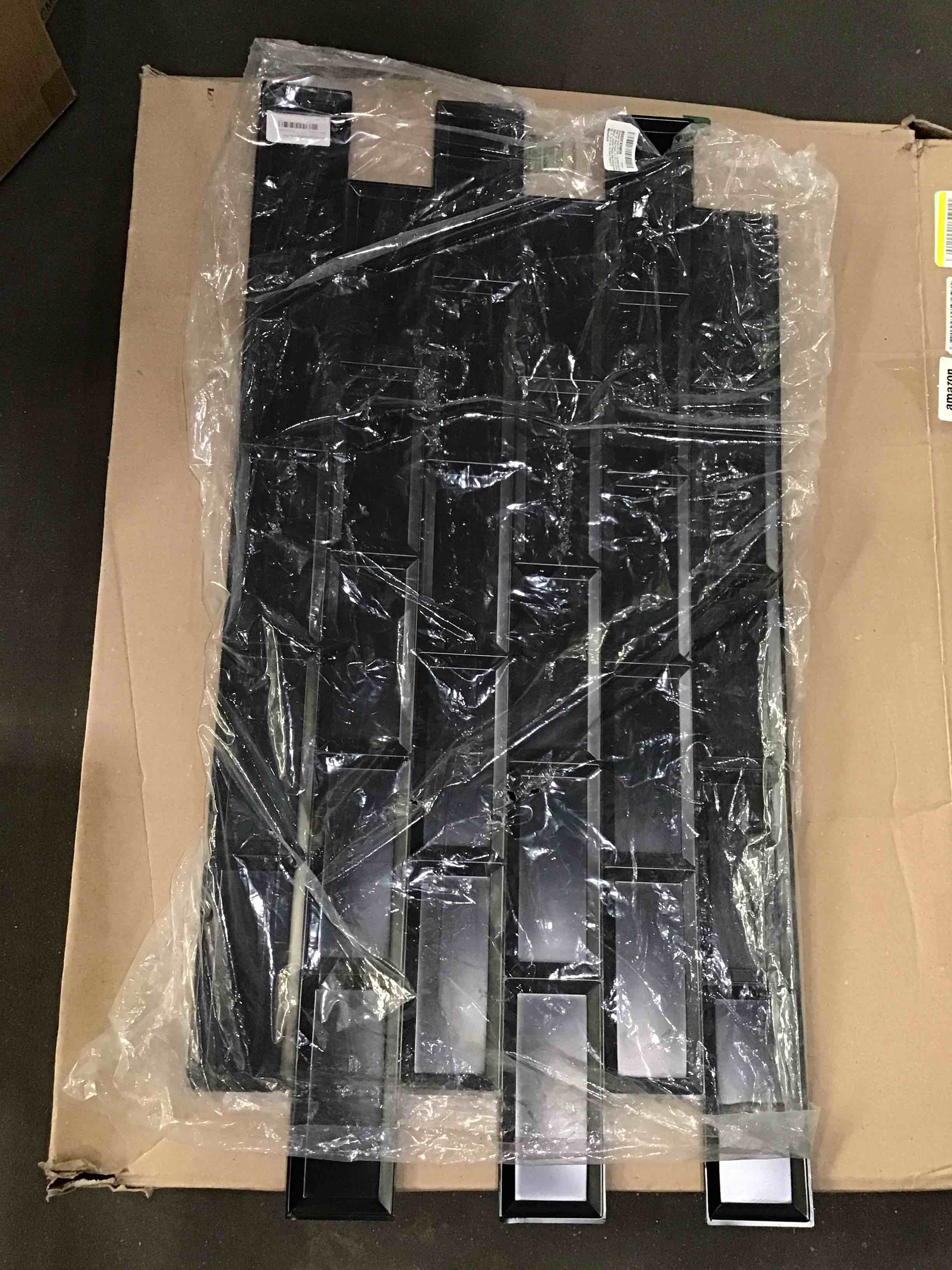https://s3.amazonaws.com/lotting-images-prod/bidfta/PPE1869385_1741636788580.jpeg