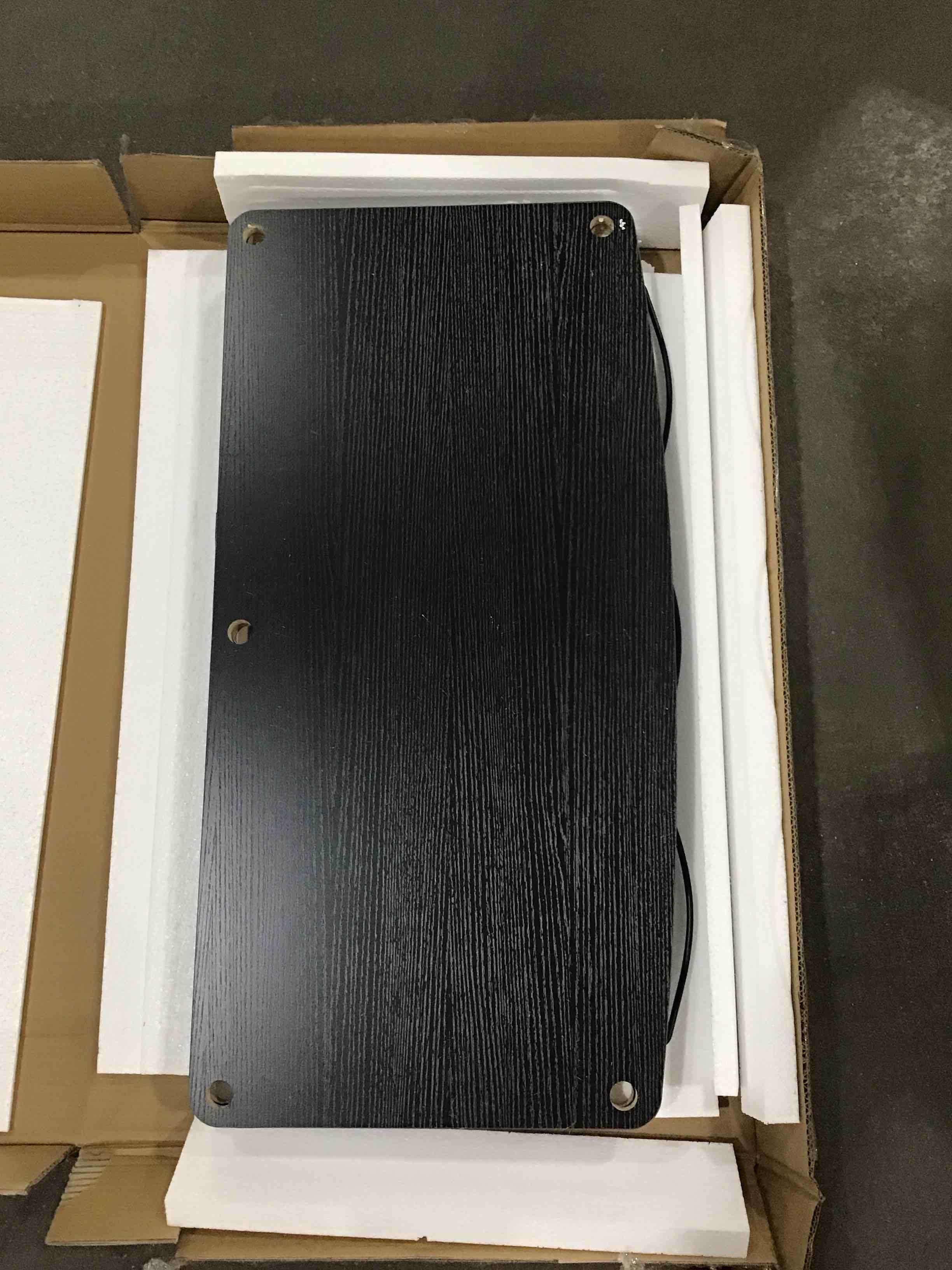 https://s3.amazonaws.com/lotting-images-prod/bidfta/PPE1869889_1742576545813.jpeg